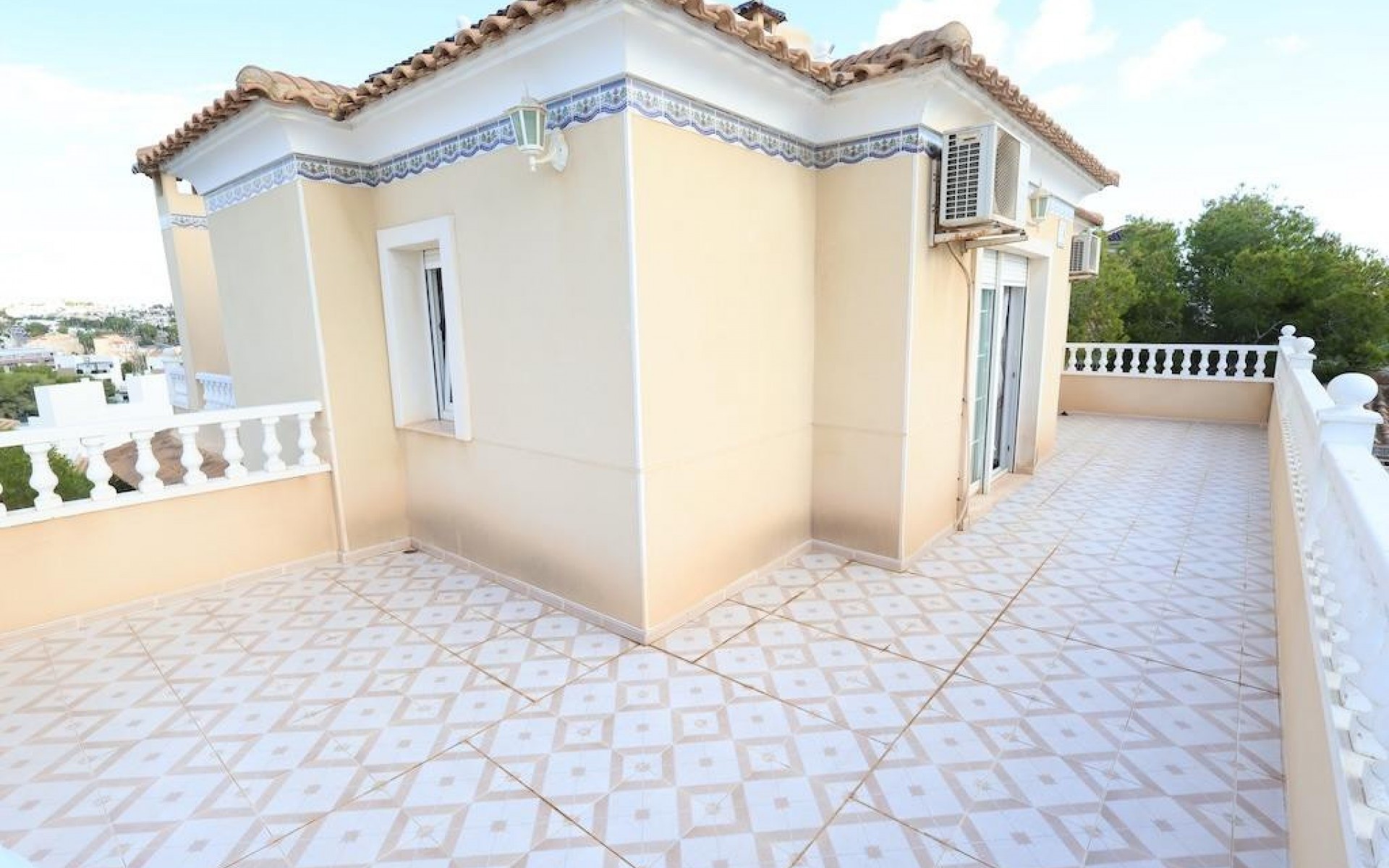 Resale - Villa - Villamartin - Las Filipinas