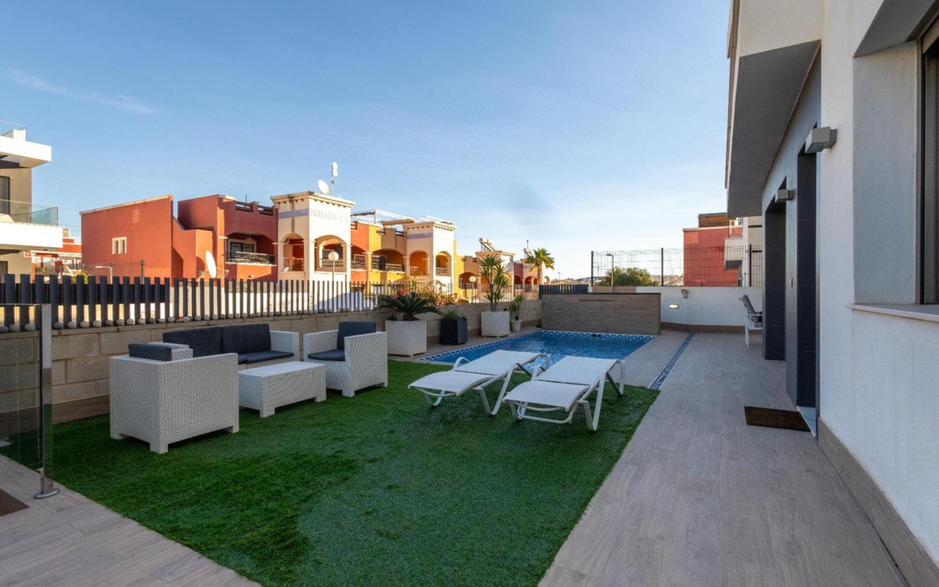 Resale - Villa - Villamartin - PAU 26