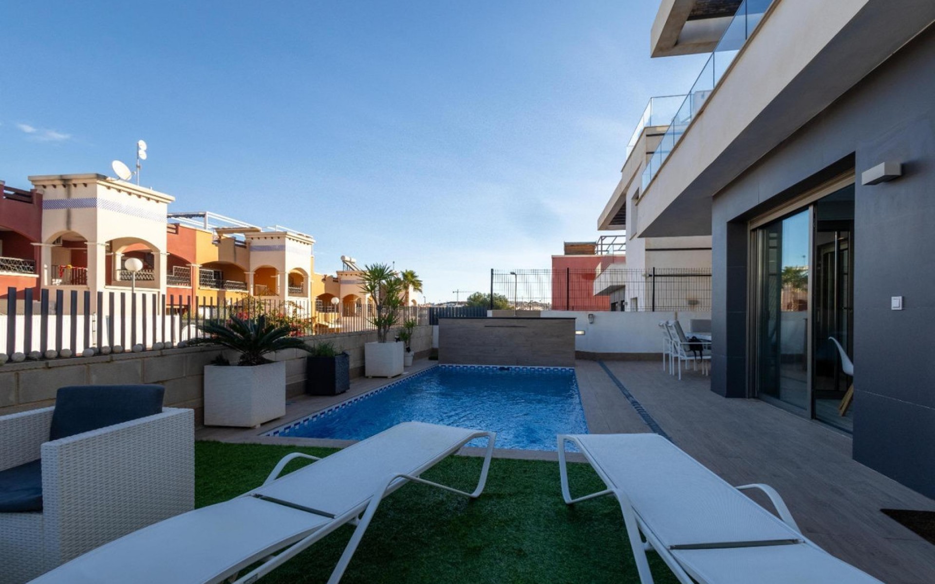 Resale - Villa - Villamartin - PAU 26