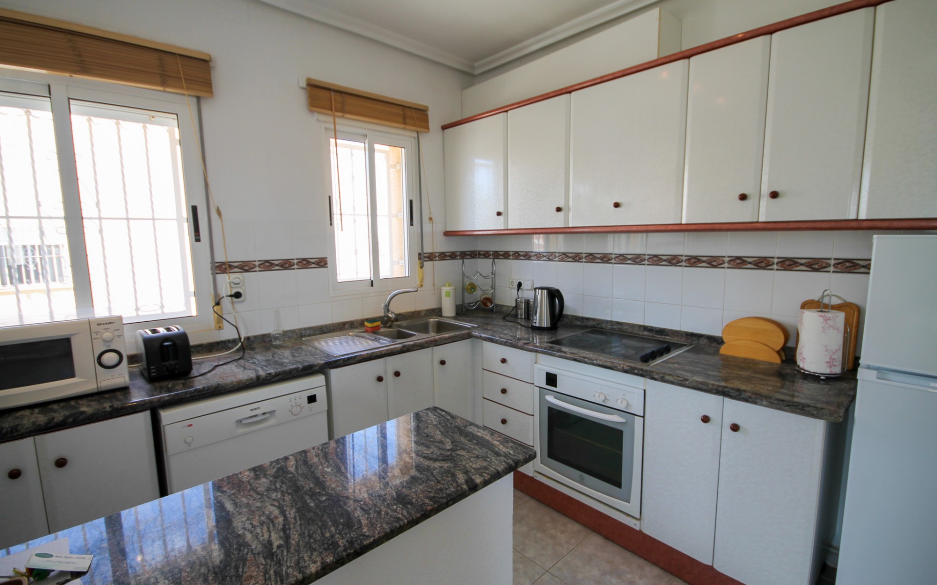 Resale - Villa - Villamartin