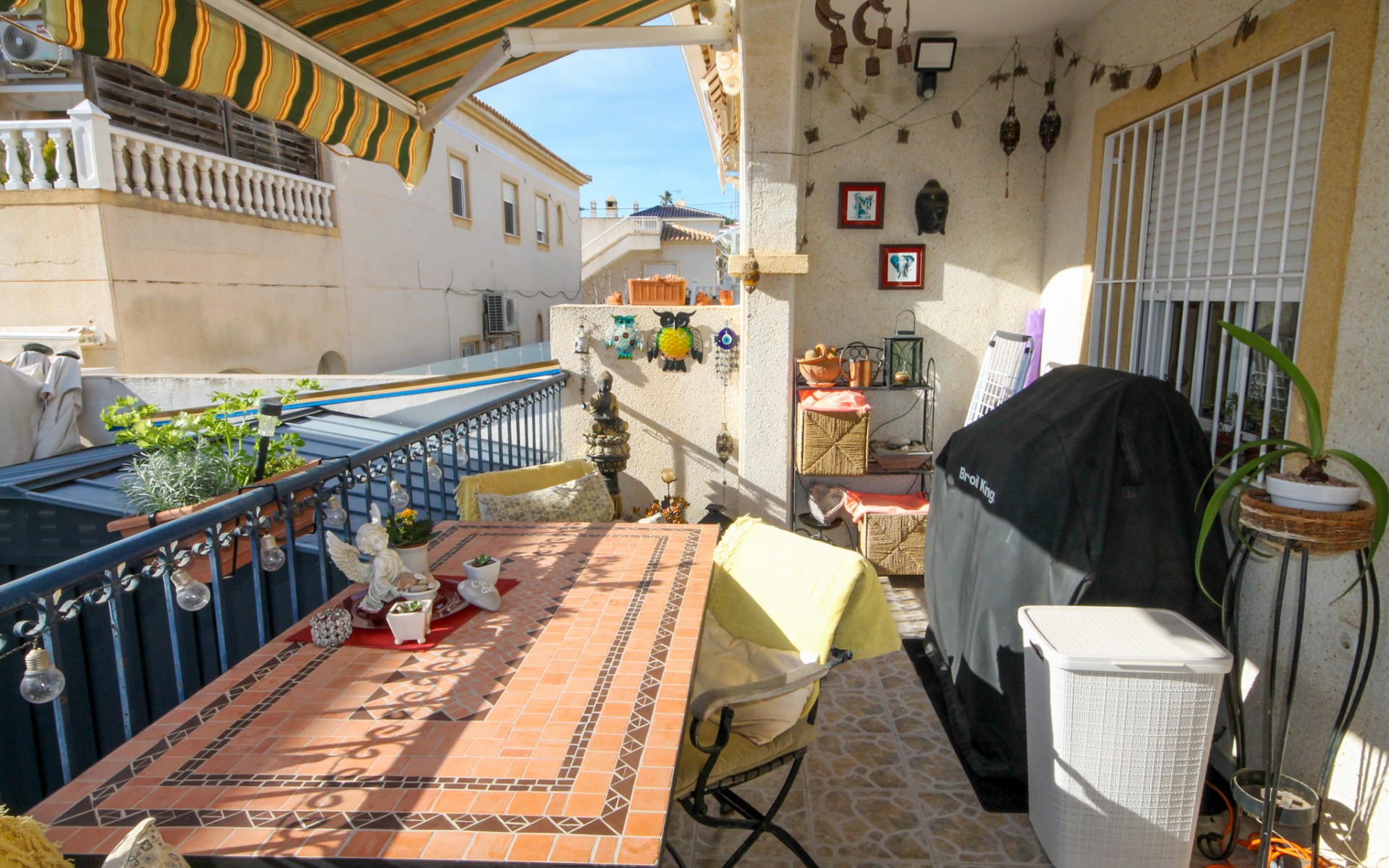 Resale - Villa - Villamartin