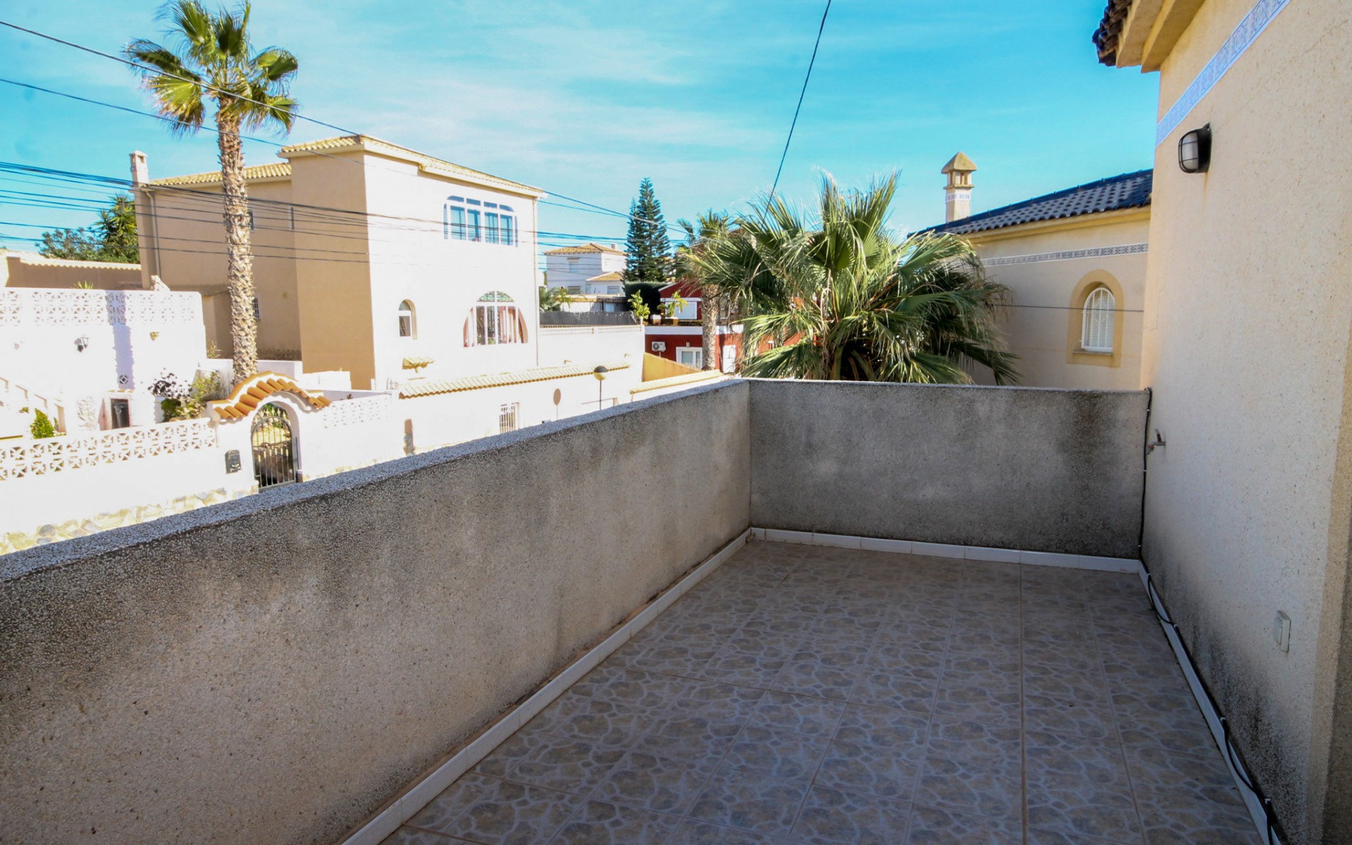 Resale - Villa - Villamartin