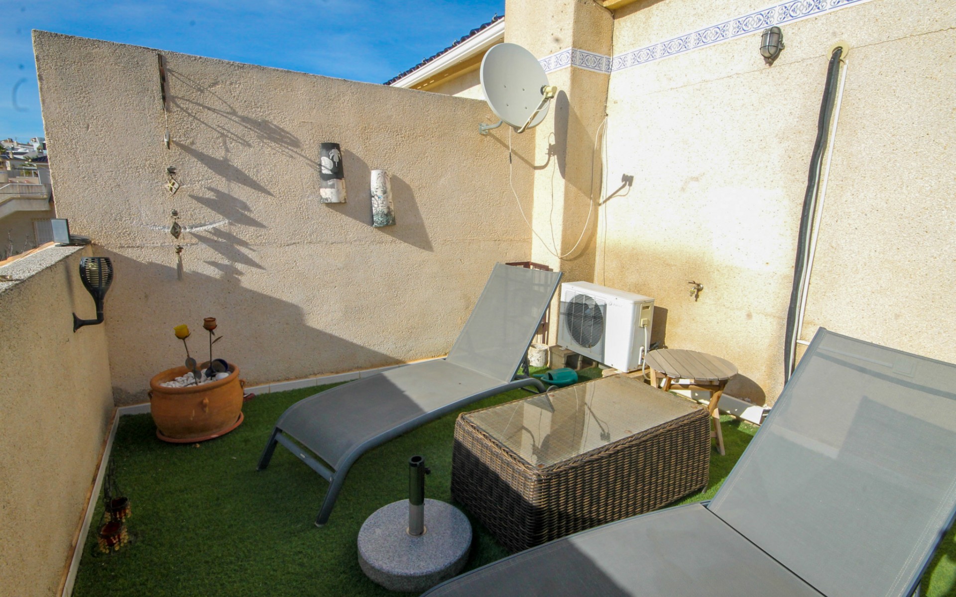 Resale - Villa - Villamartin