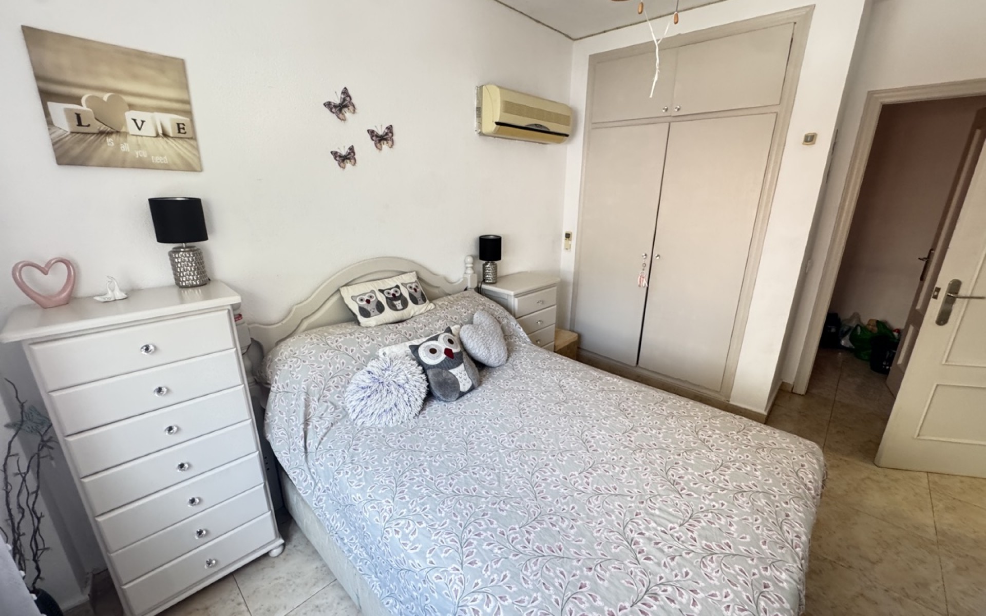 Resale - Villa - Villamartin