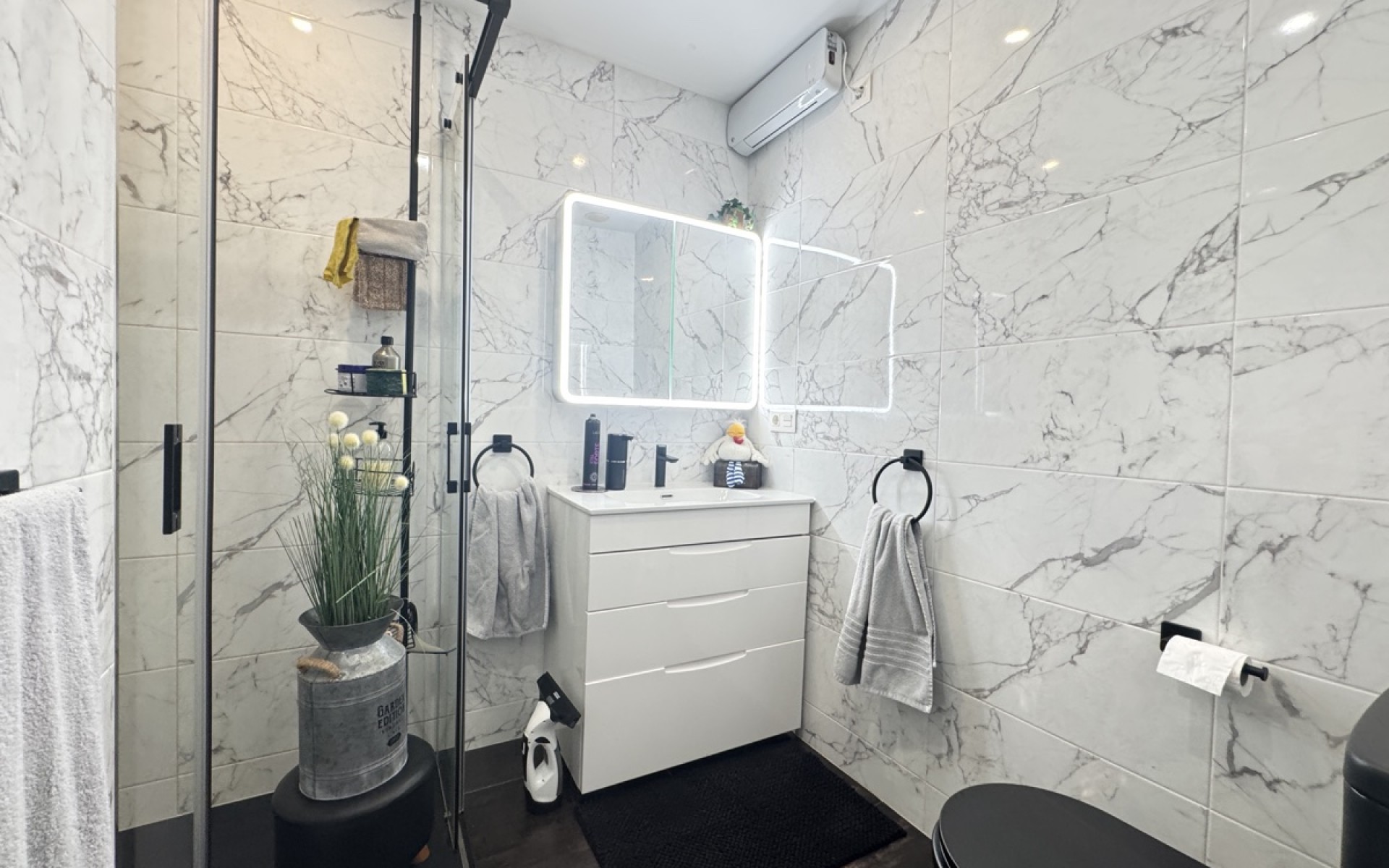 Resale - Villa - Villamartin