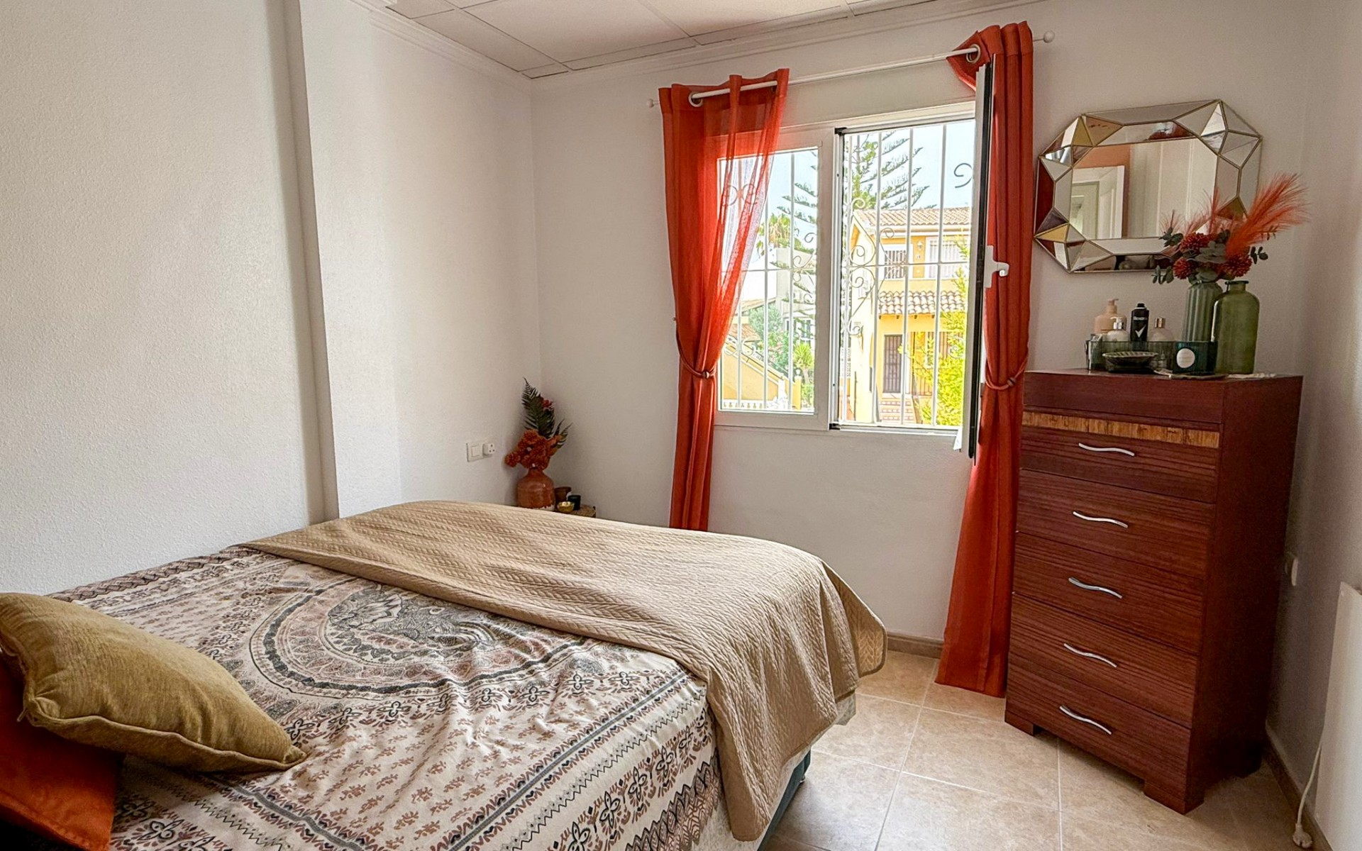 Resale - Villa - Villamartin