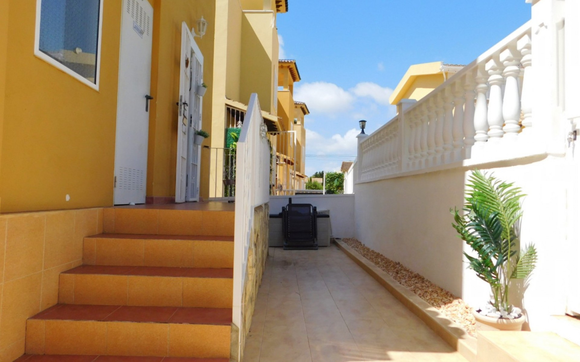 Resale - Villa - Villamartin