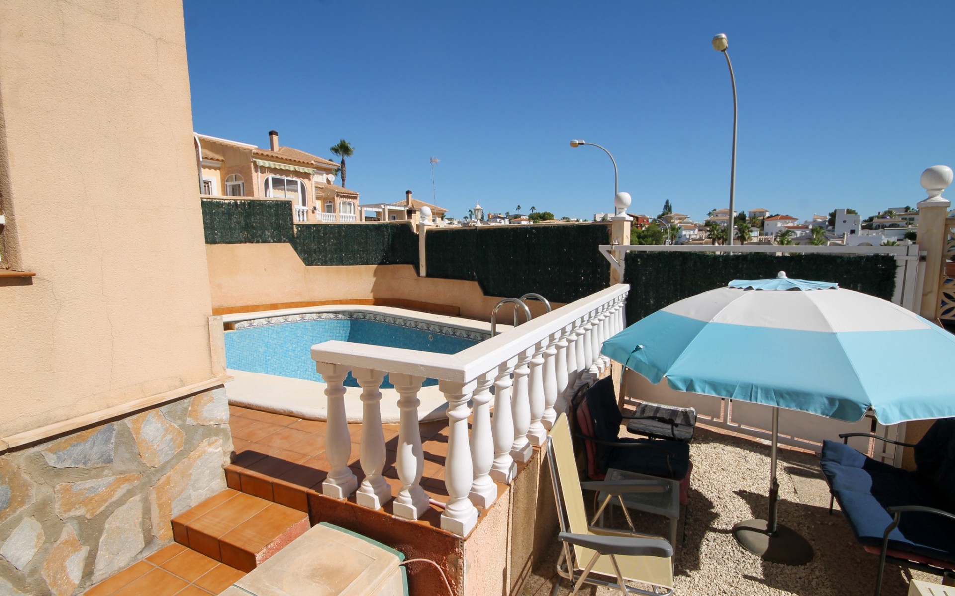 Resale - Villa - Villamartin