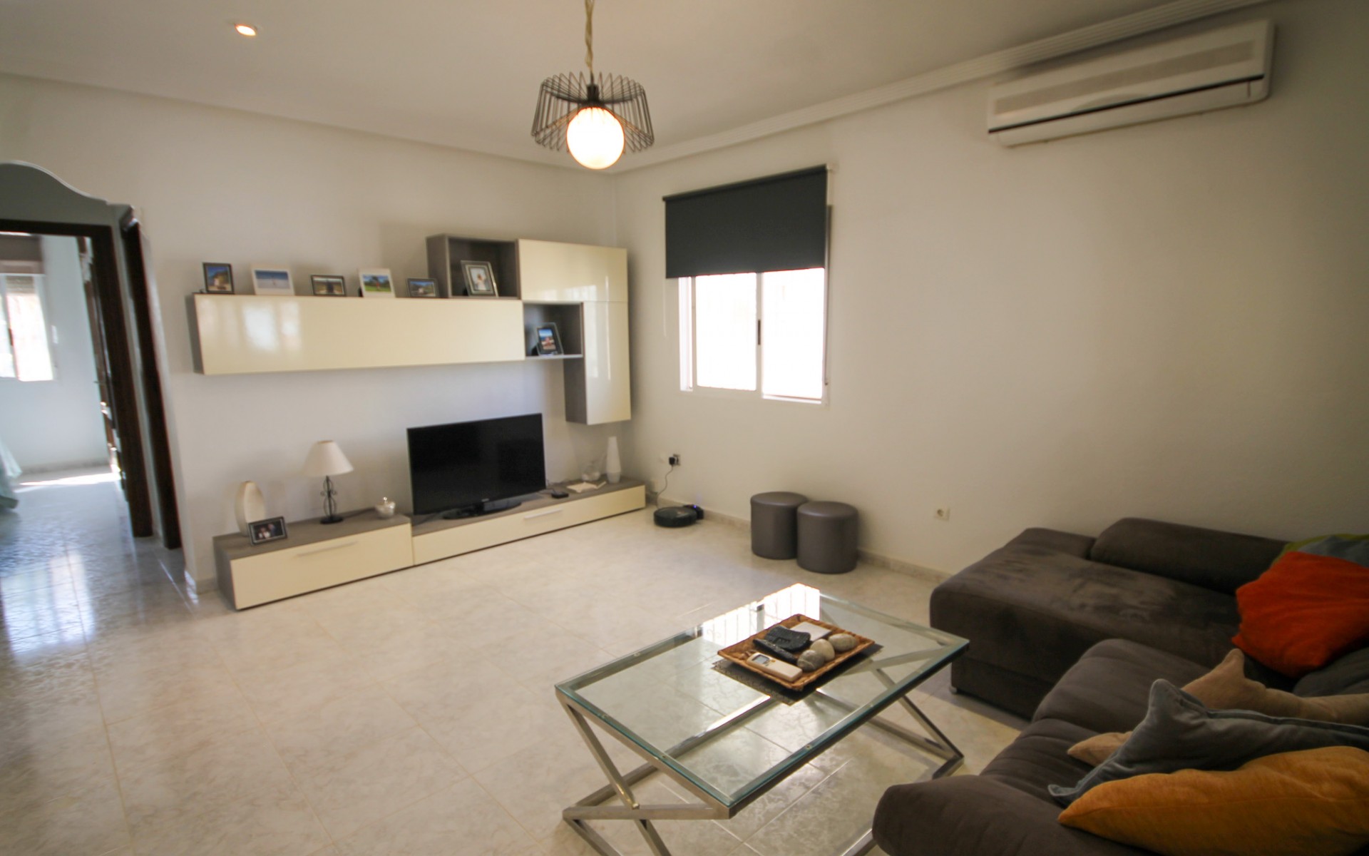 Resale - Villa - Villamartin