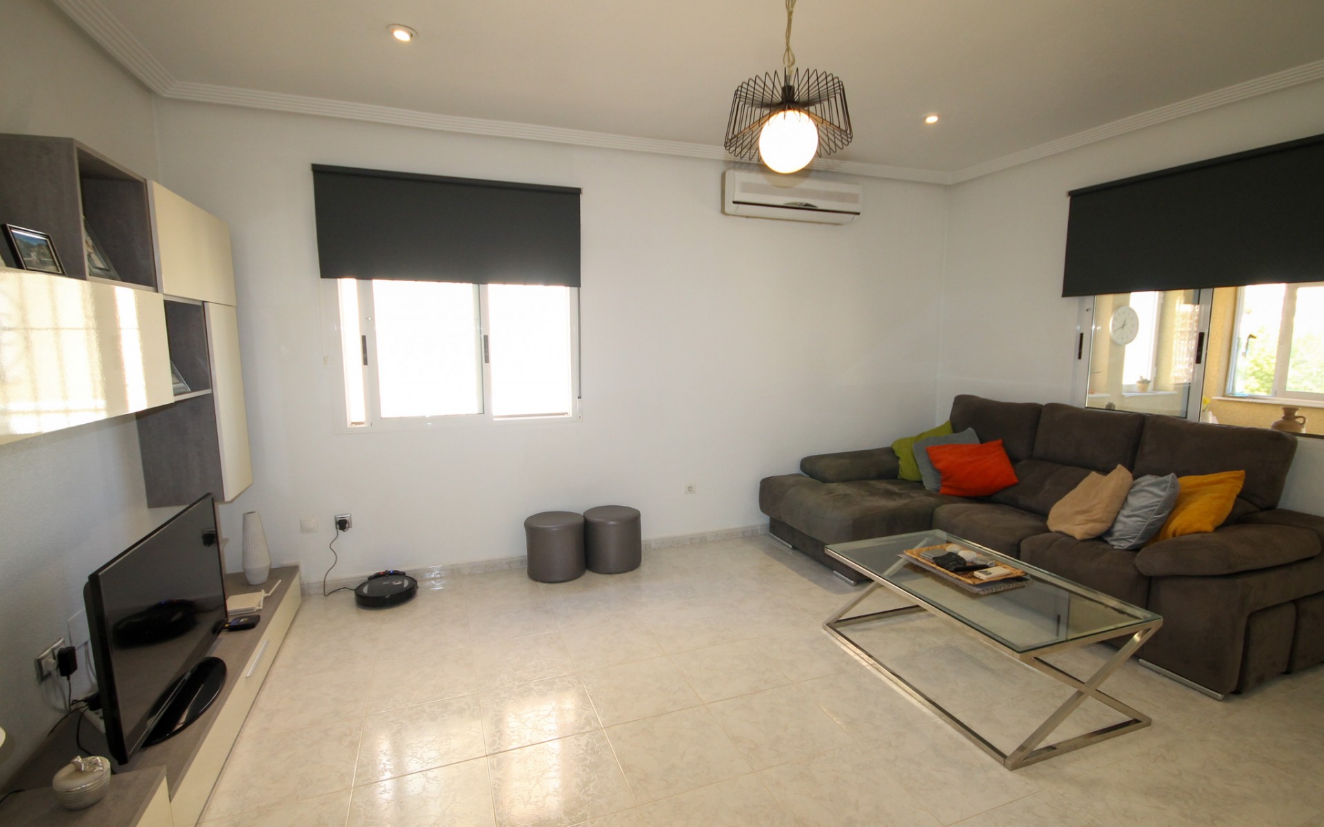 Resale - Villa - Villamartin