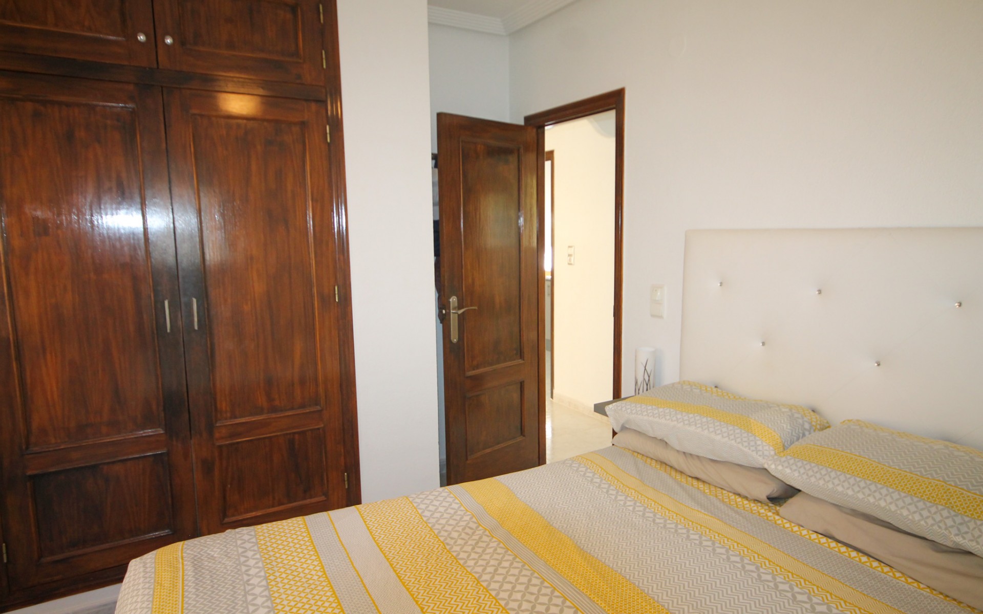 Resale - Villa - Villamartin