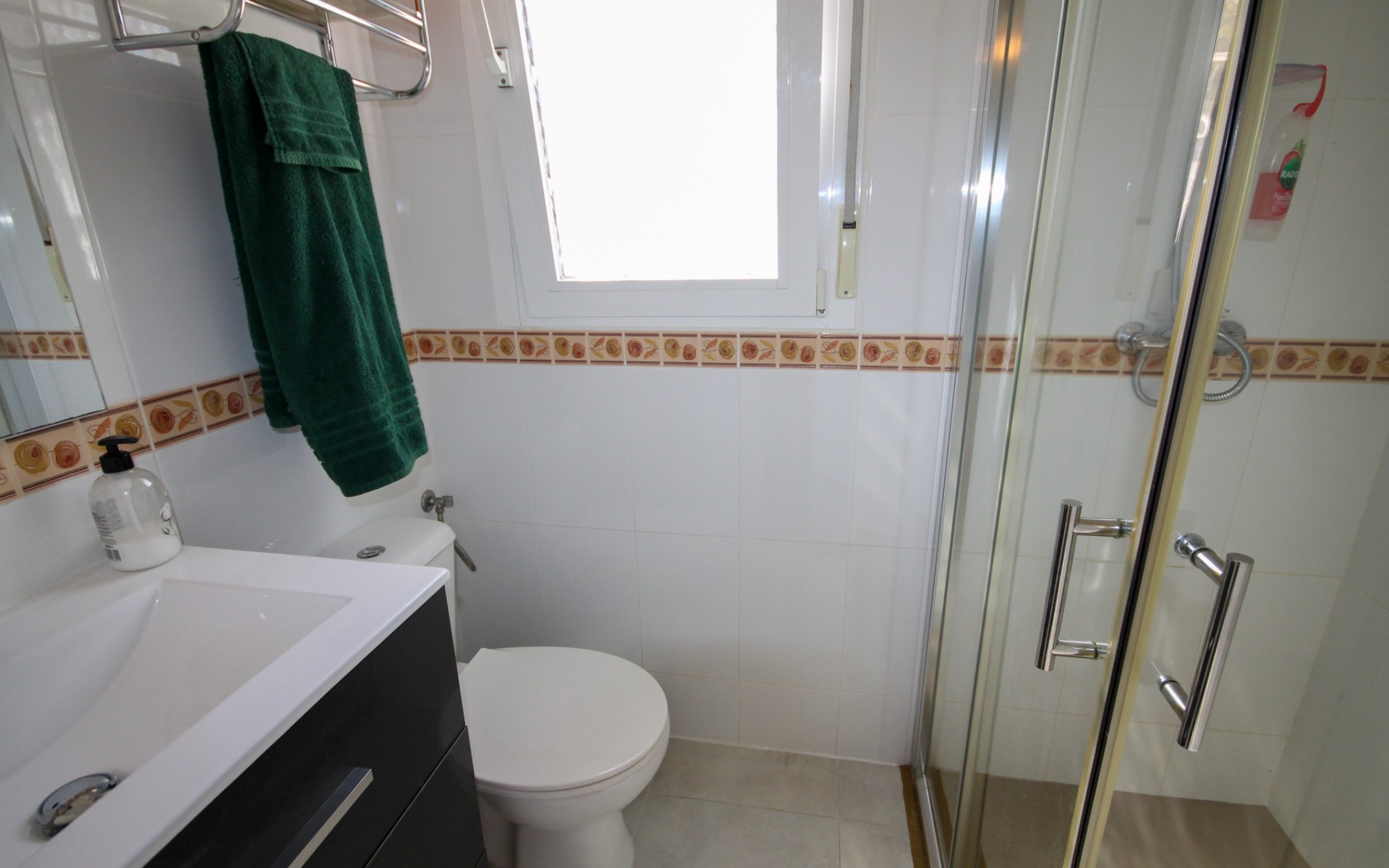 Resale - Villa - Villamartin