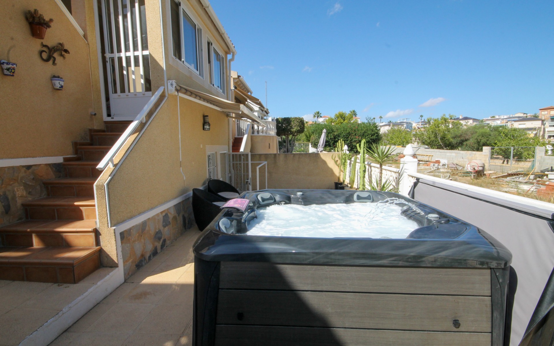 Resale - Villa - Villamartin