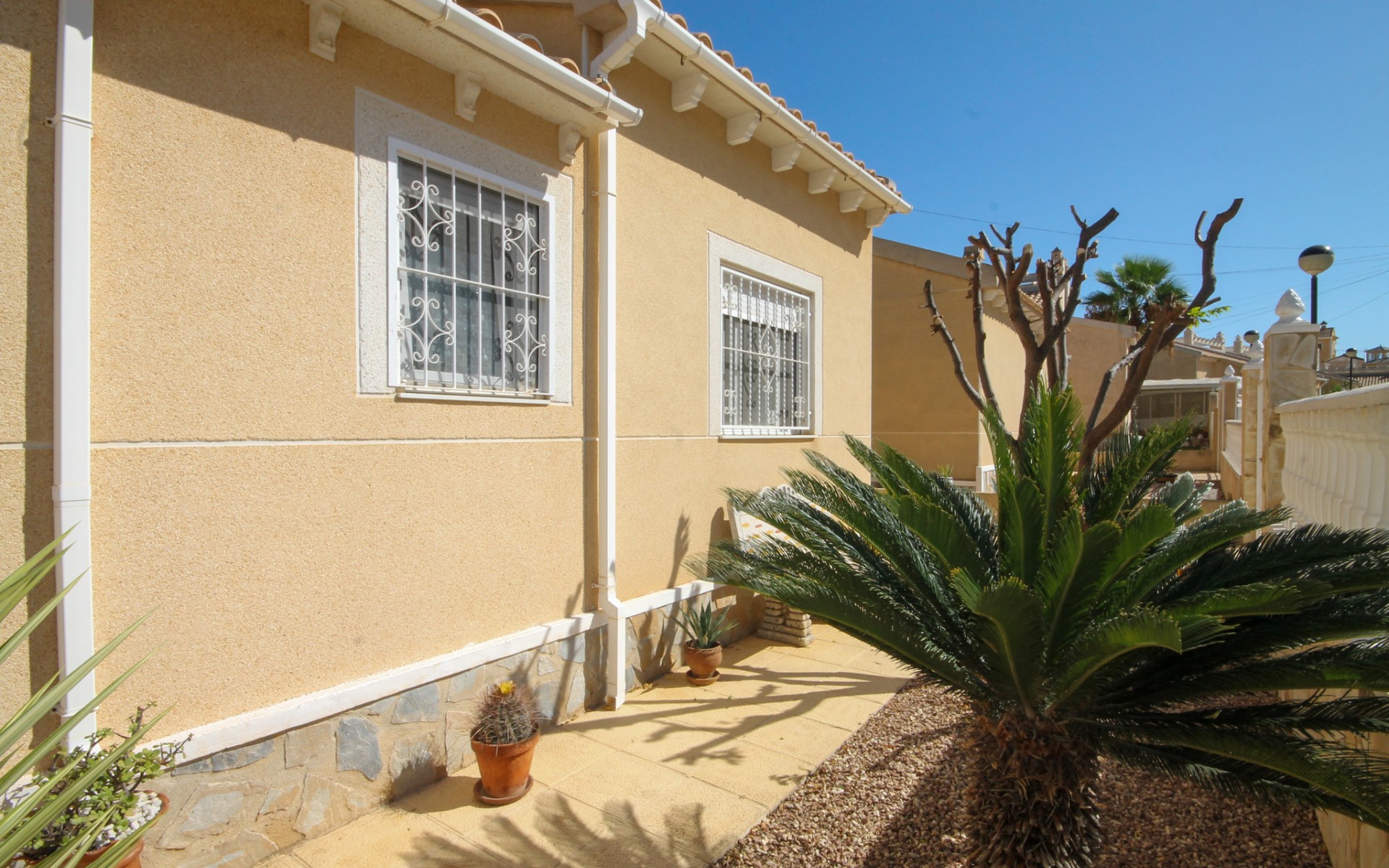 Resale - Villa - Villamartin
