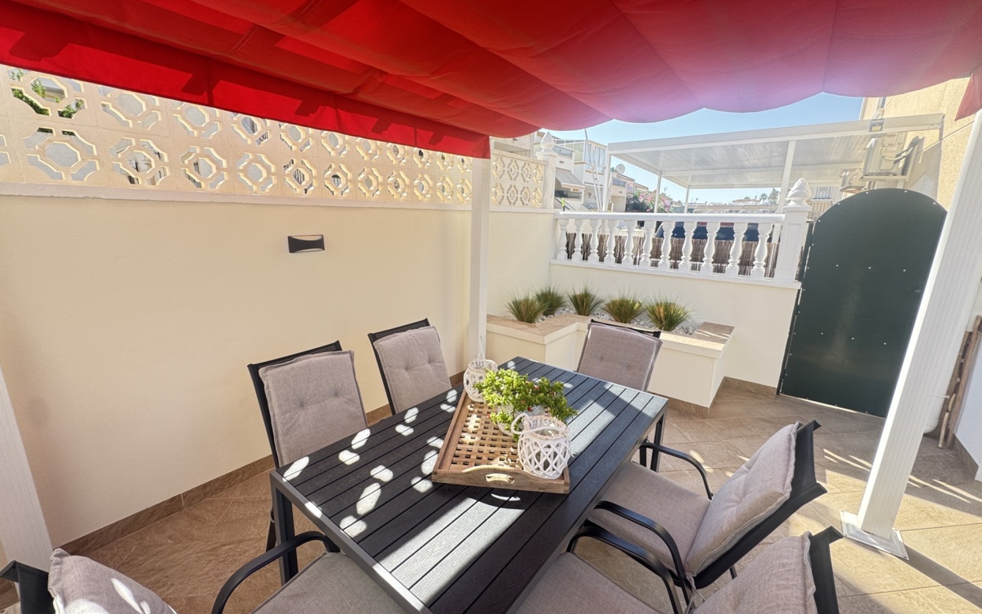 Resale - Villa - Villamartin