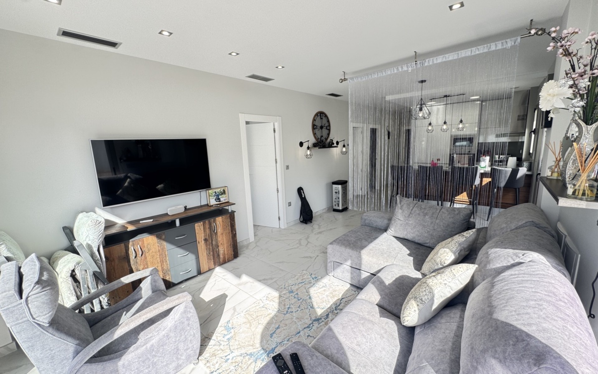 Resale - Villa - Villamartin