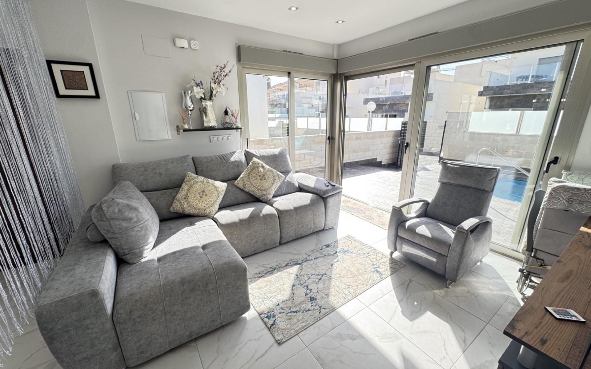 Resale - Villa - Villamartin