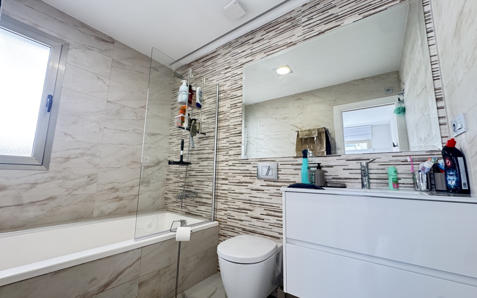 Resale - Villa - Villamartin