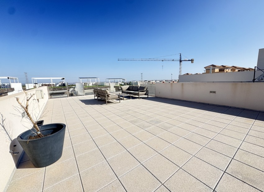 Resale - Villa - Villamartin