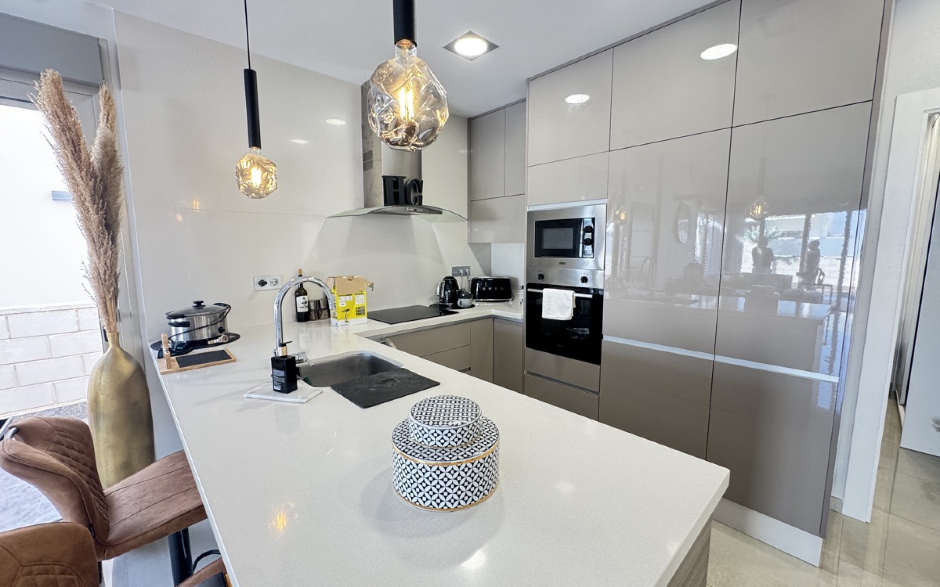 Resale - Villa - Villamartin