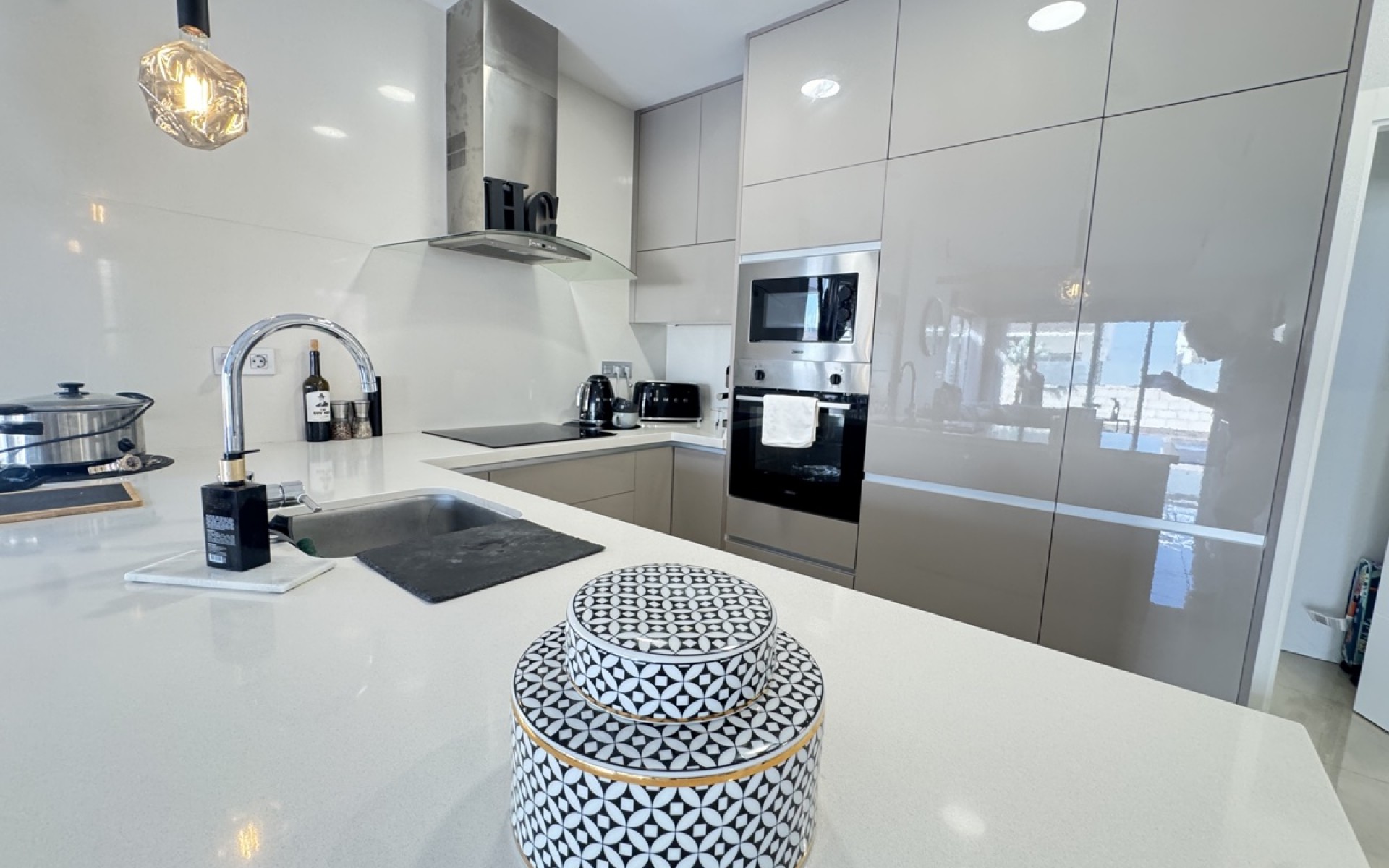 Resale - Villa - Villamartin