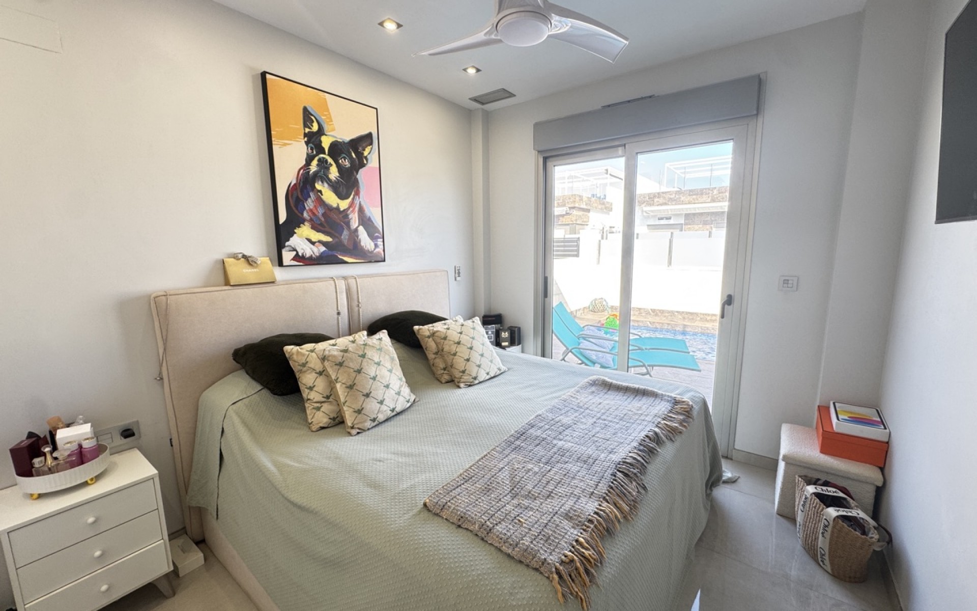 Resale - Villa - Villamartin