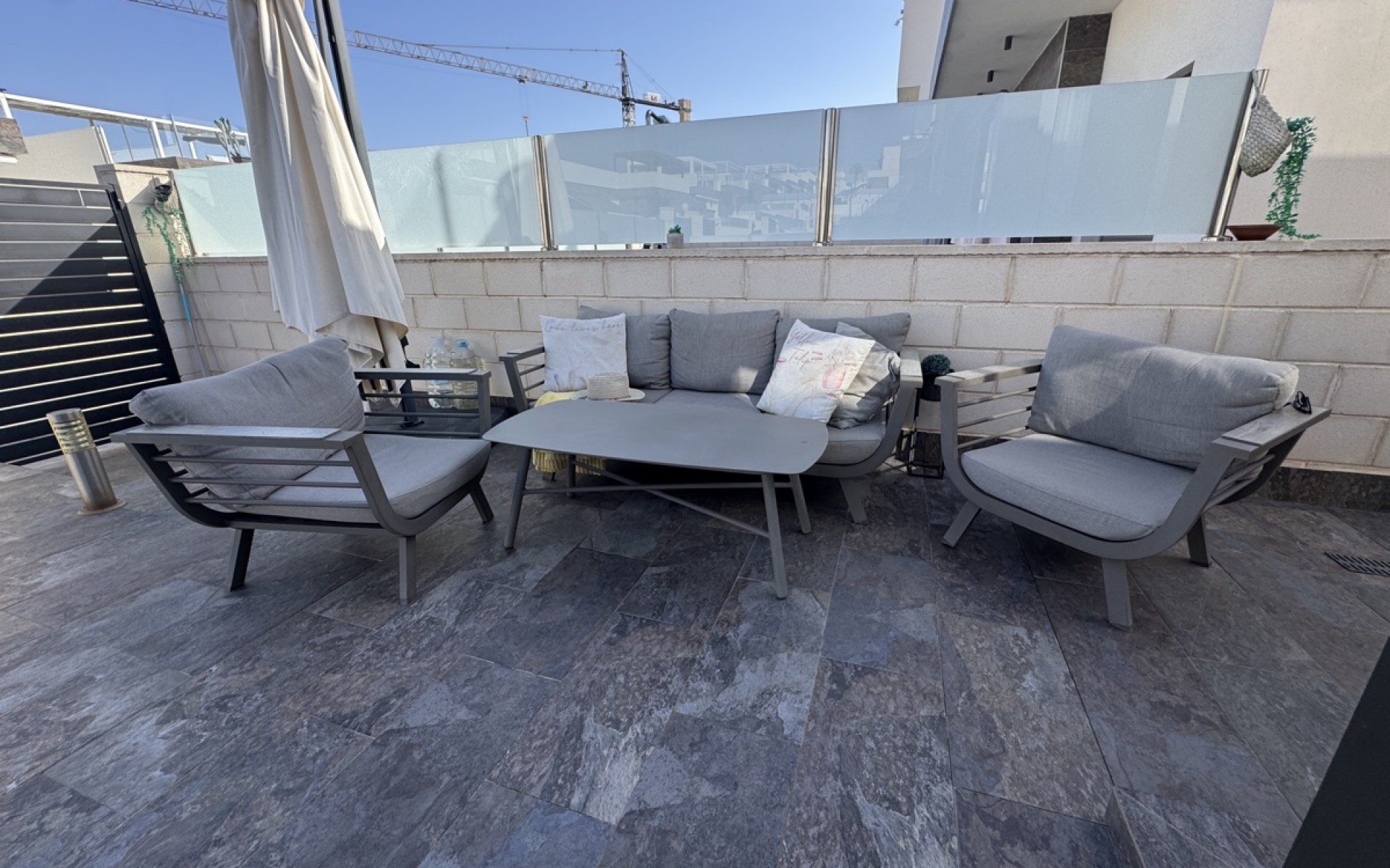 Resale - Villa - Villamartin