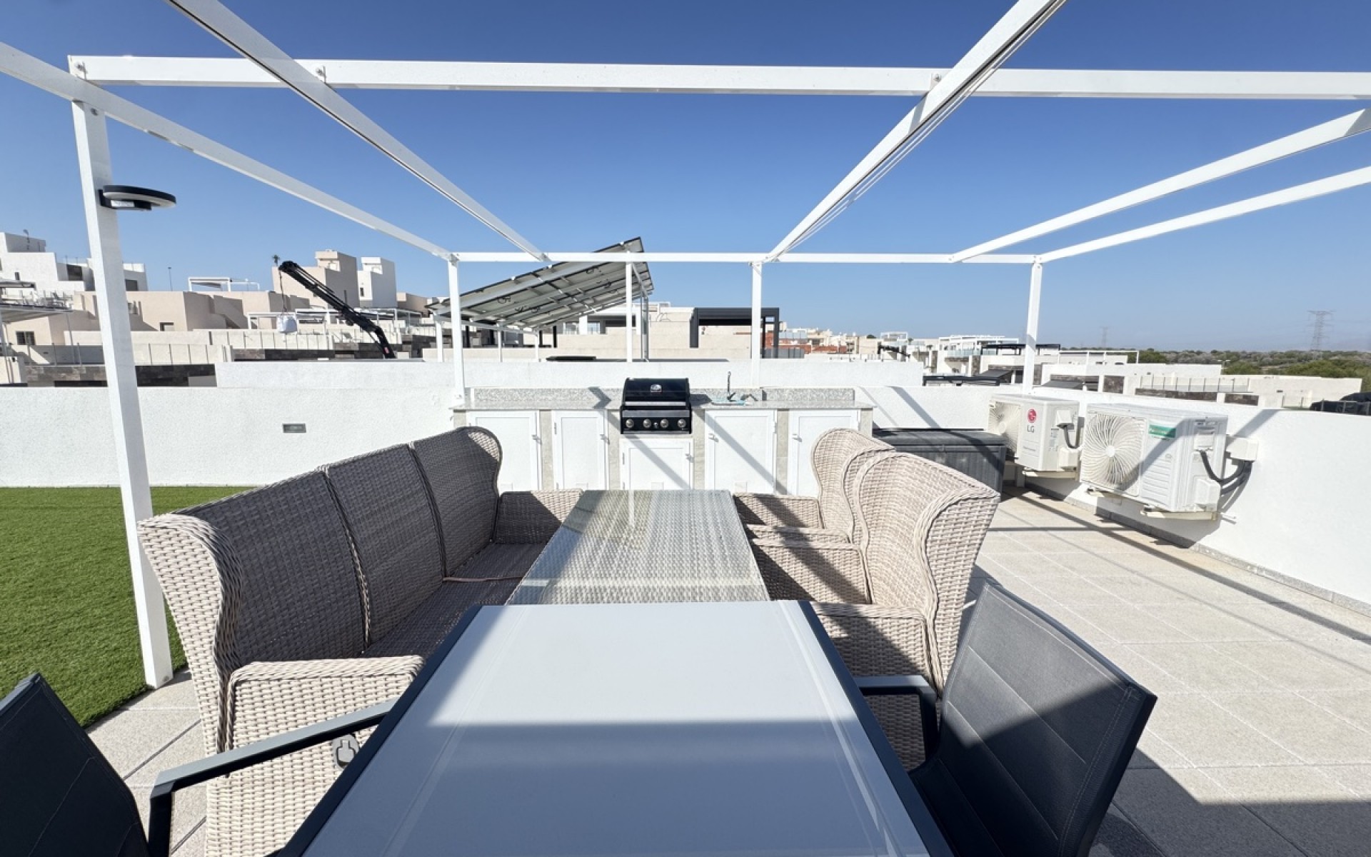 Resale - Villa - Villamartin