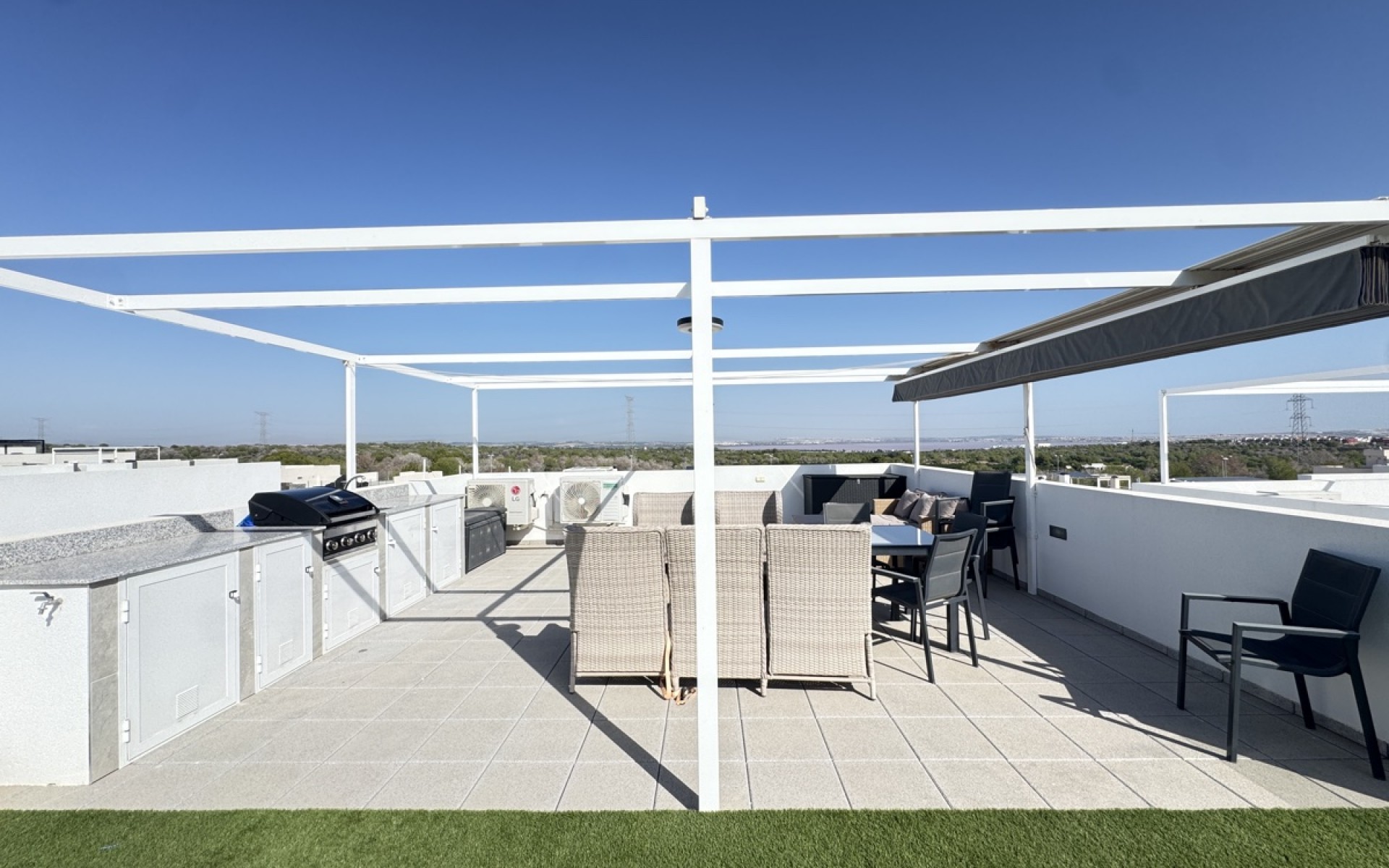 Resale - Villa - Villamartin