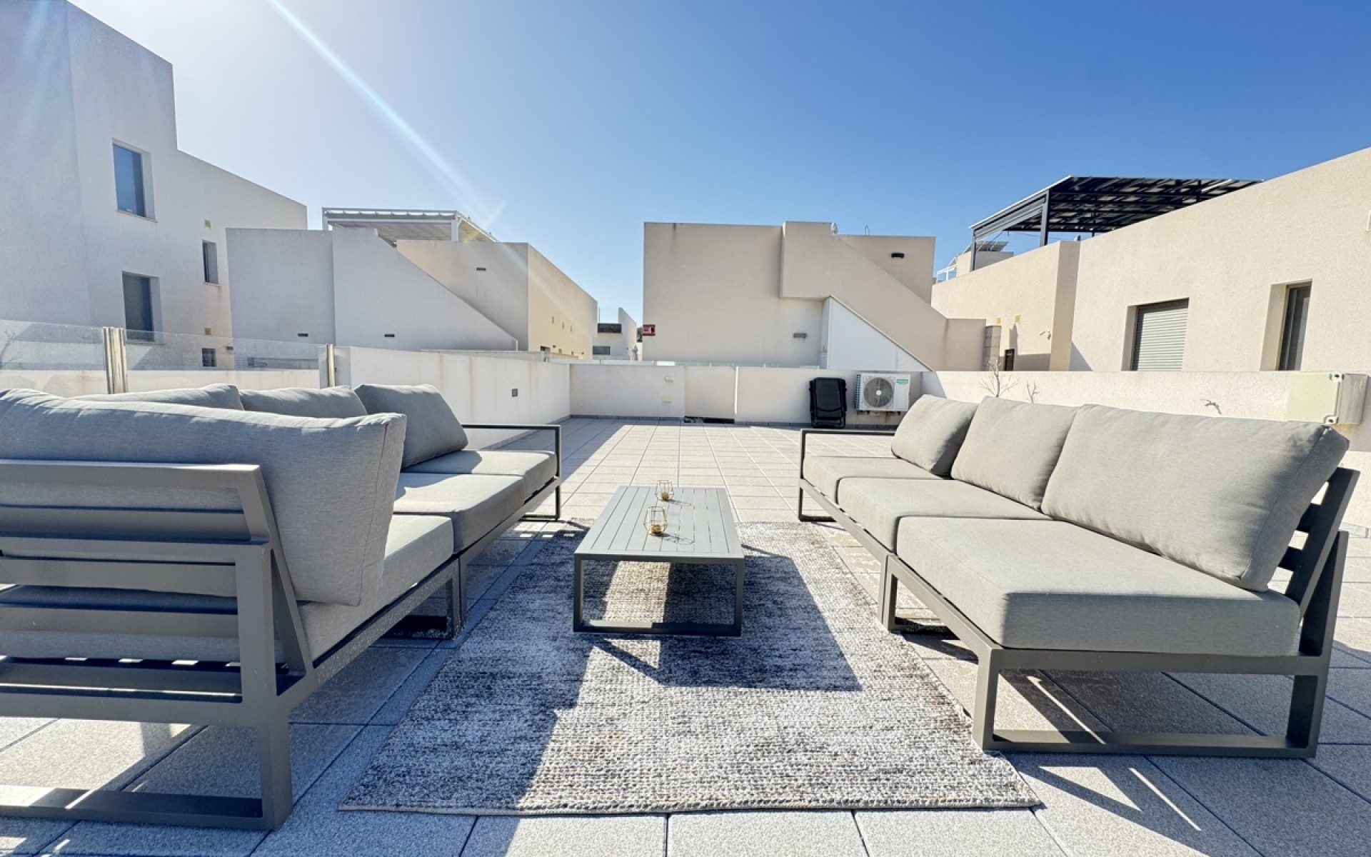 Resale - Villa - Villamartin