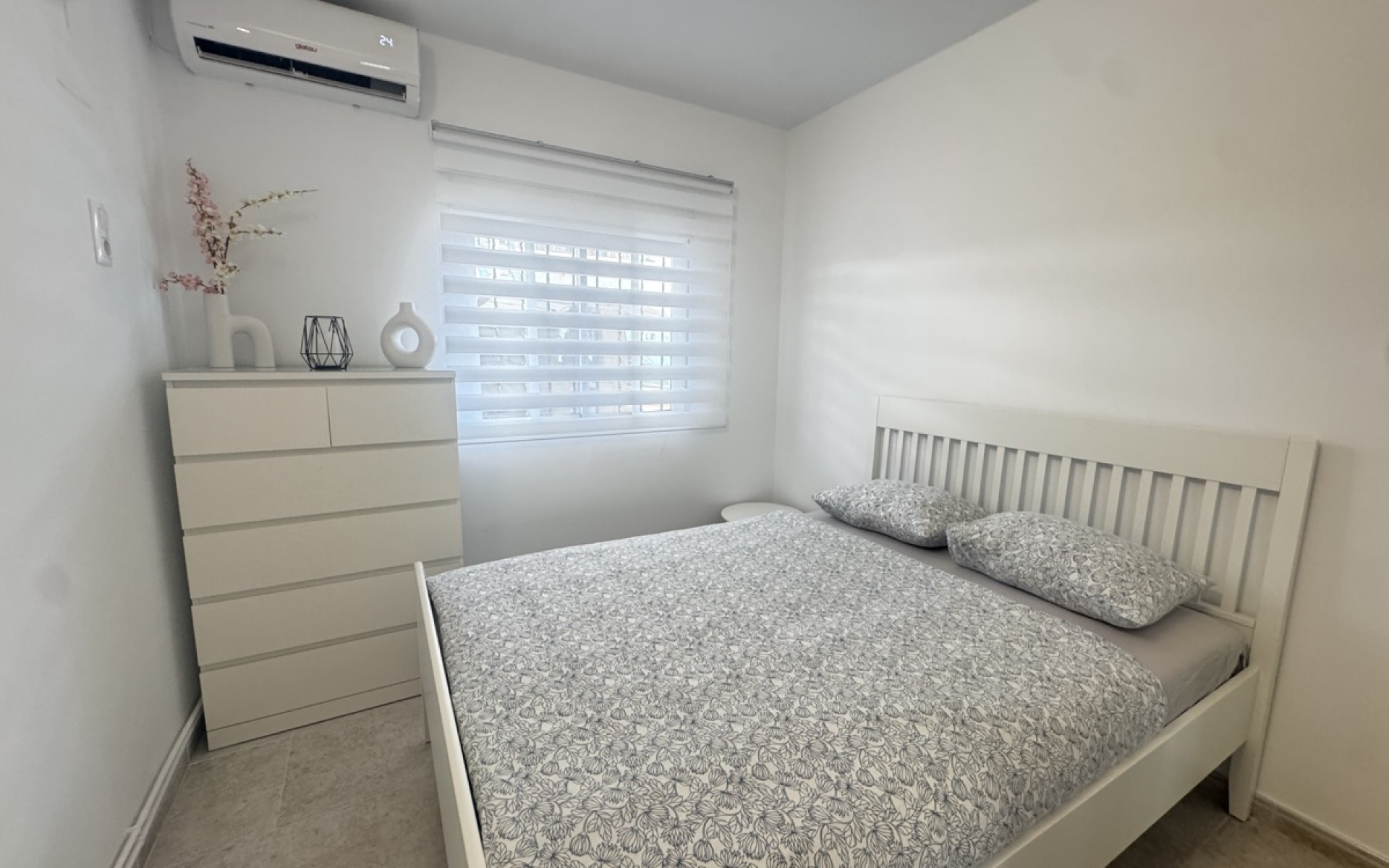 Resale - Villa - Villamartin