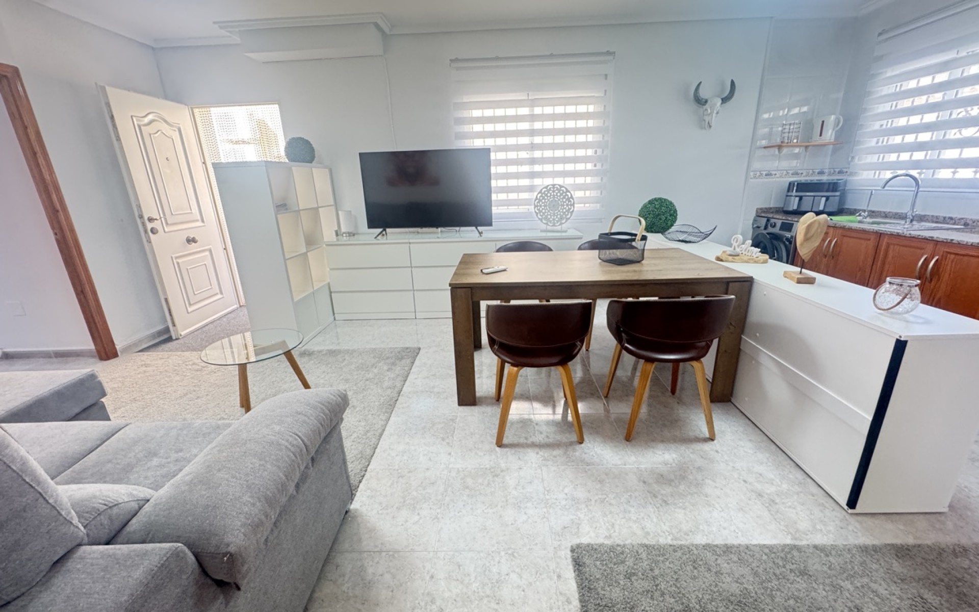 Resale - Villa - Villamartin