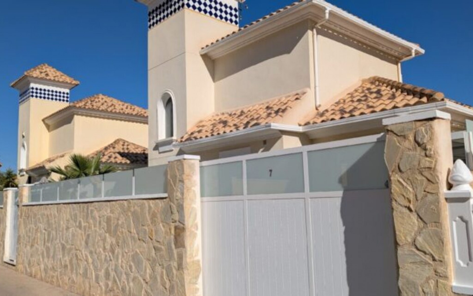 Resale - Villa - Villamartin