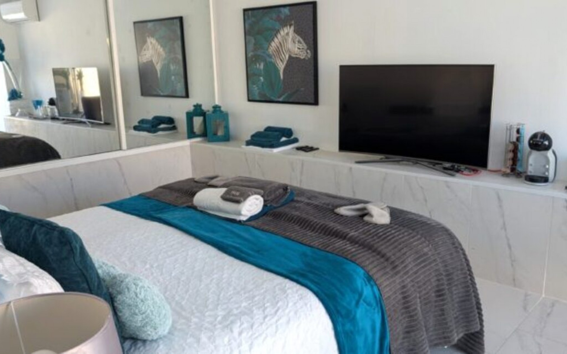 Resale - Villa - Villamartin