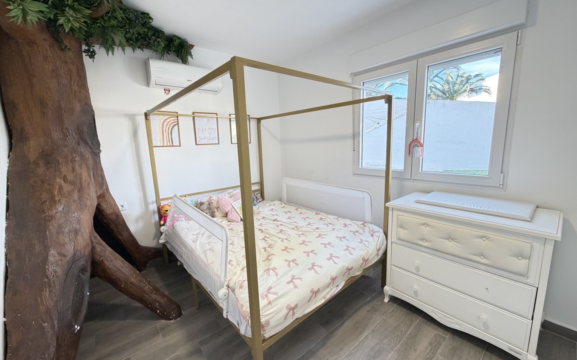 Resale - Villa - Villamartin