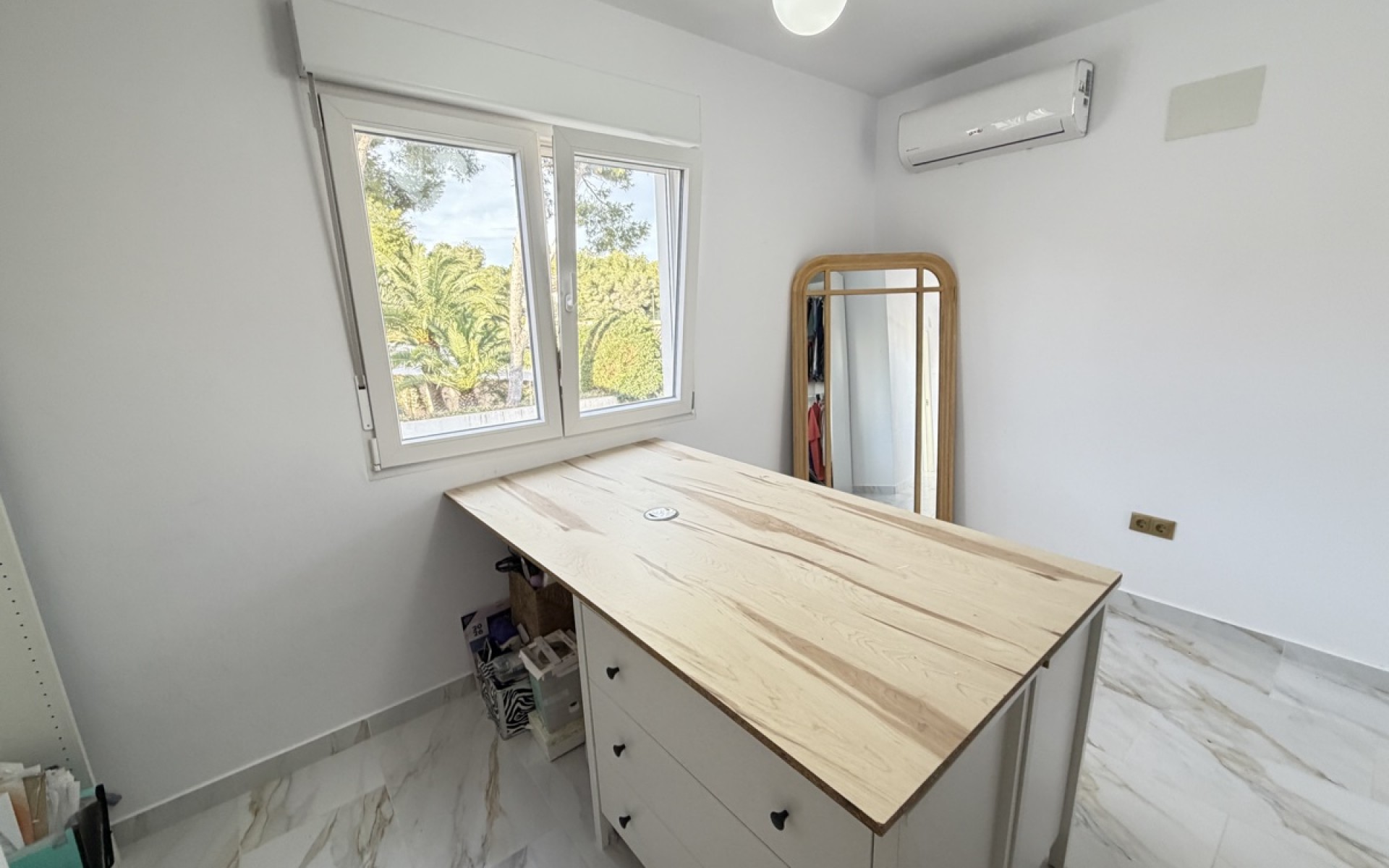 Resale - Villa - Villamartin