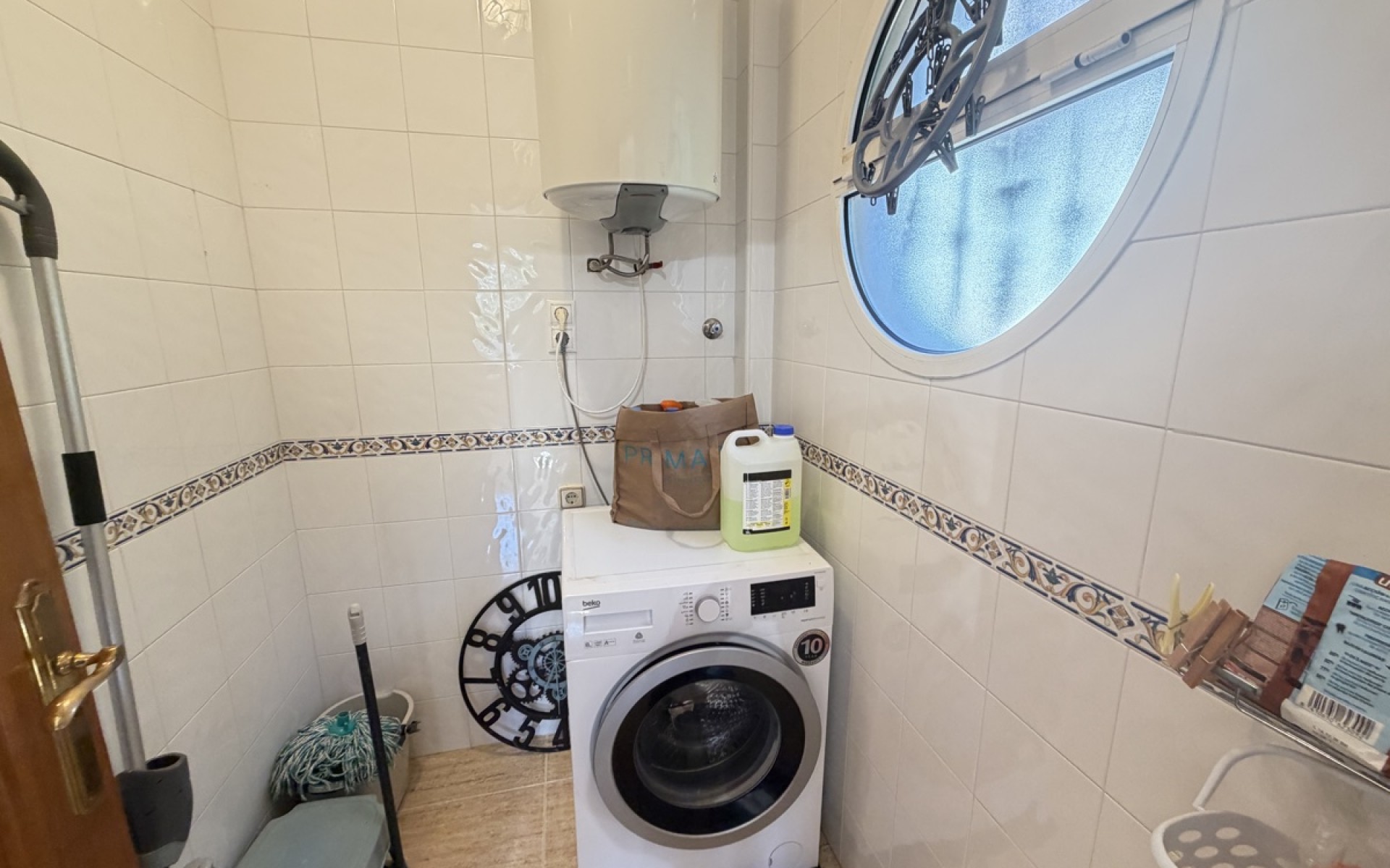 Resale - Villa - Villamartin