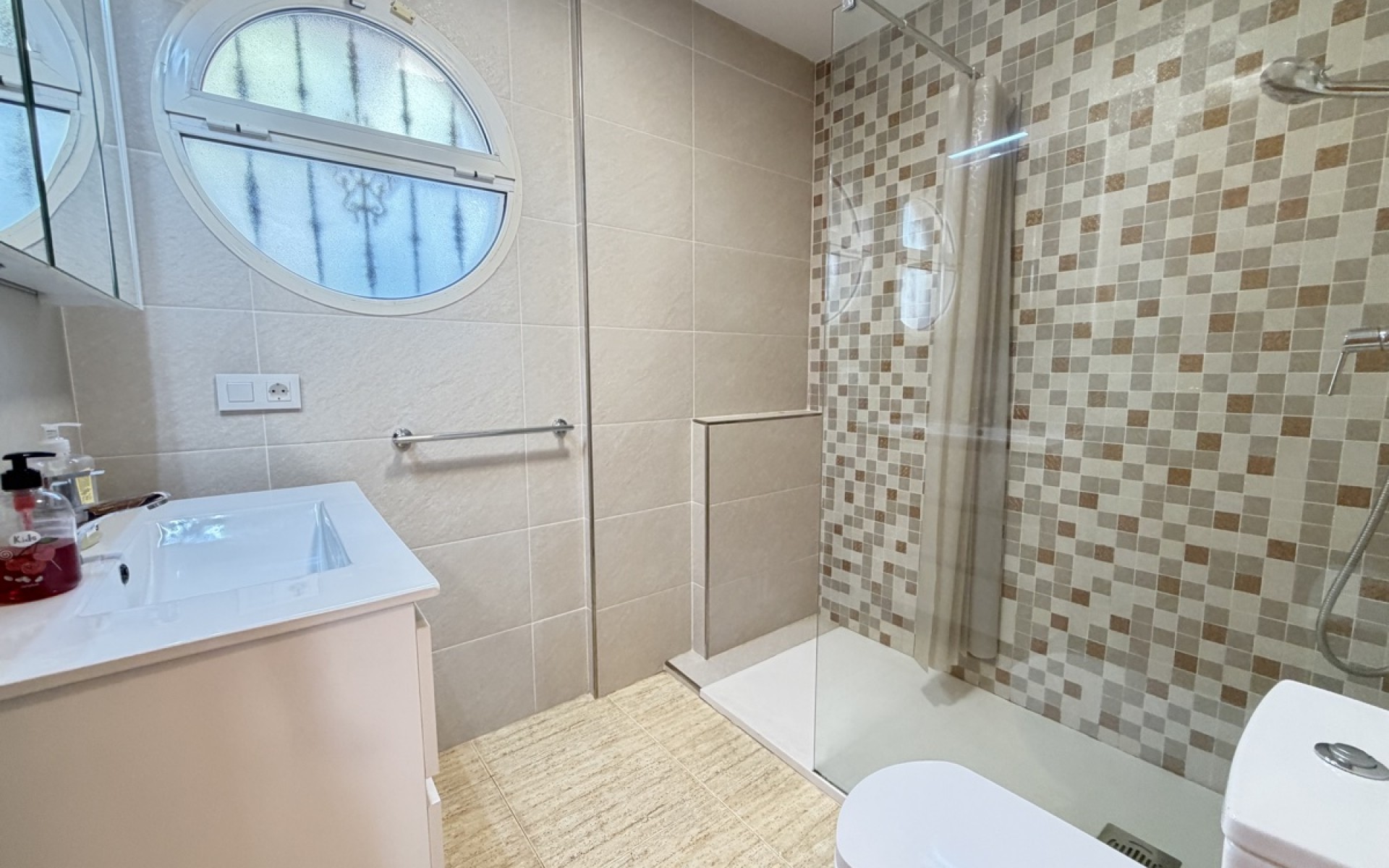 Resale - Villa - Villamartin