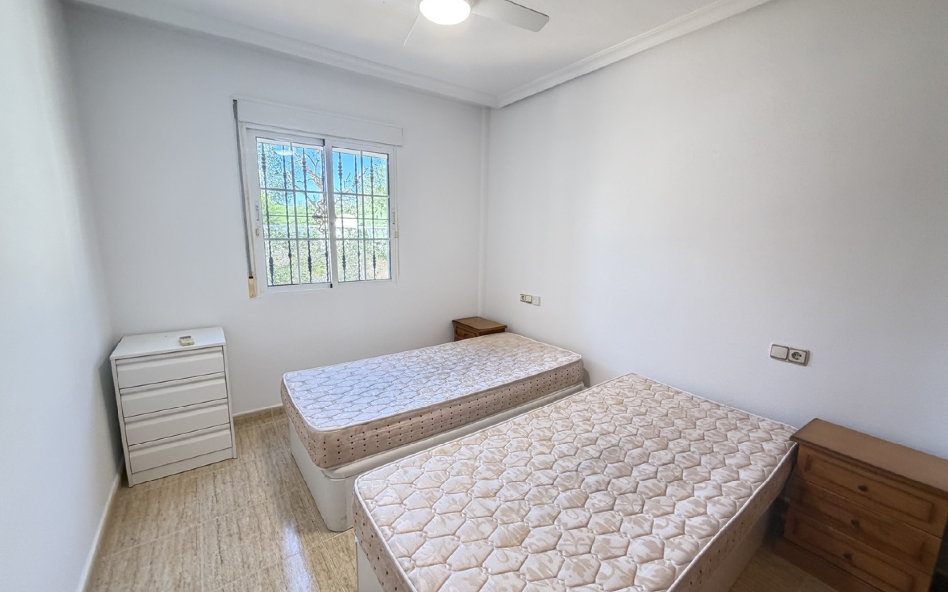 Resale - Villa - Villamartin