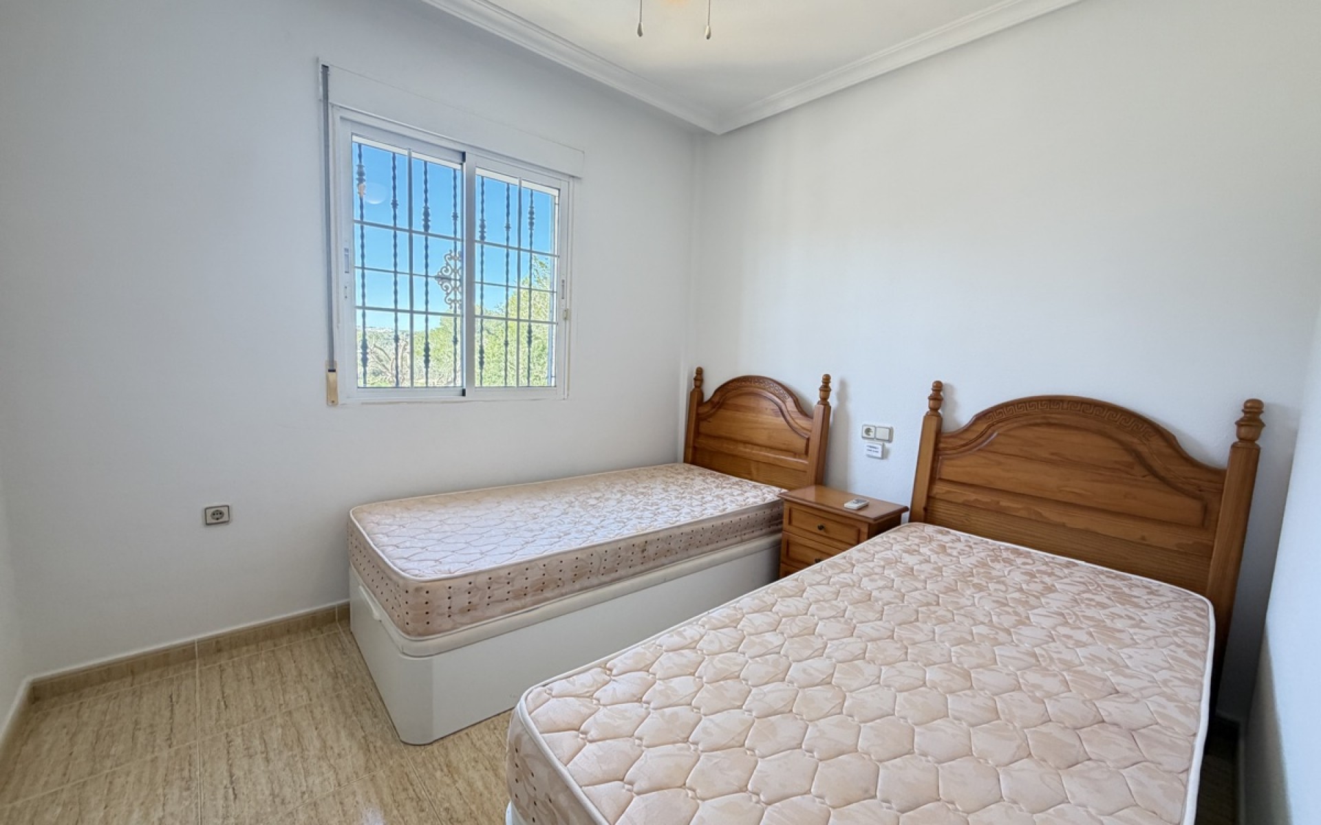 Resale - Villa - Villamartin