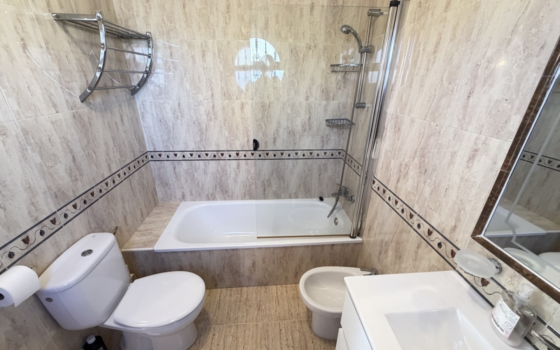 Resale - Villa - Villamartin