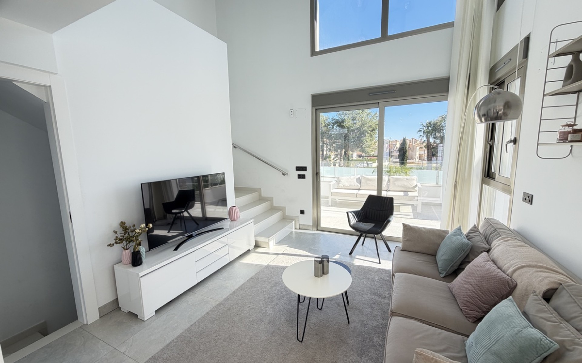 Resale - Villa - Villamartin