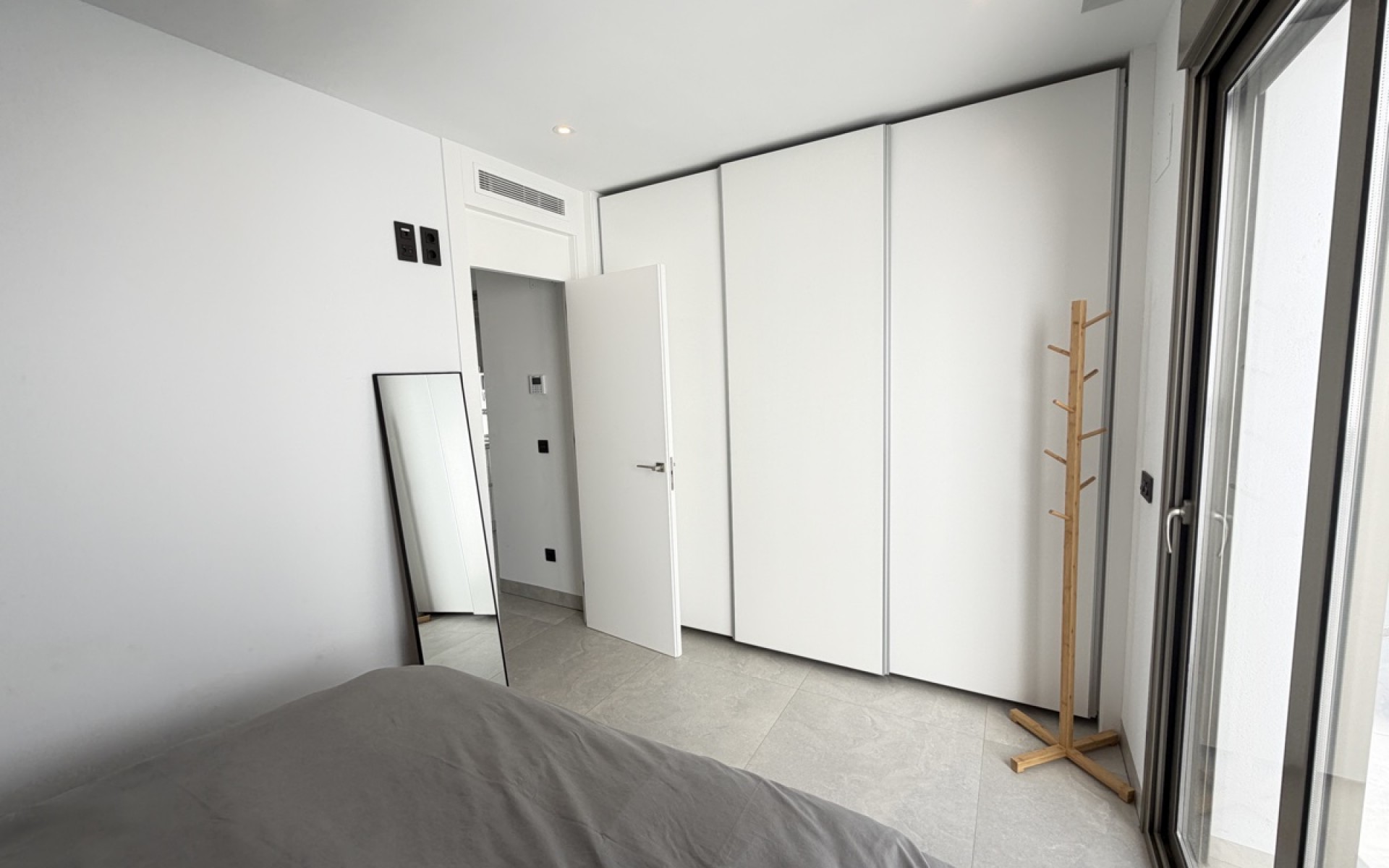 Resale - Villa - Villamartin