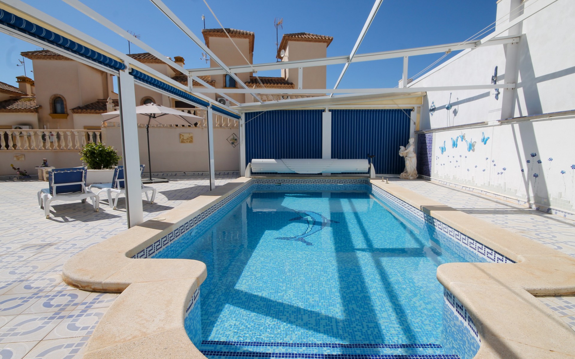 Resale - Villa - Villamartin