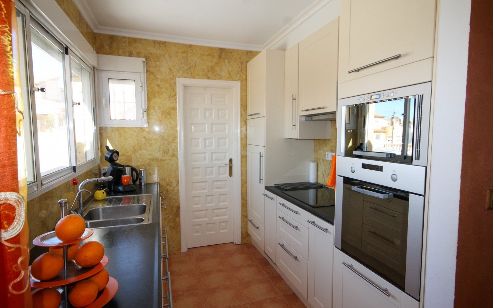 Resale - Villa - Villamartin