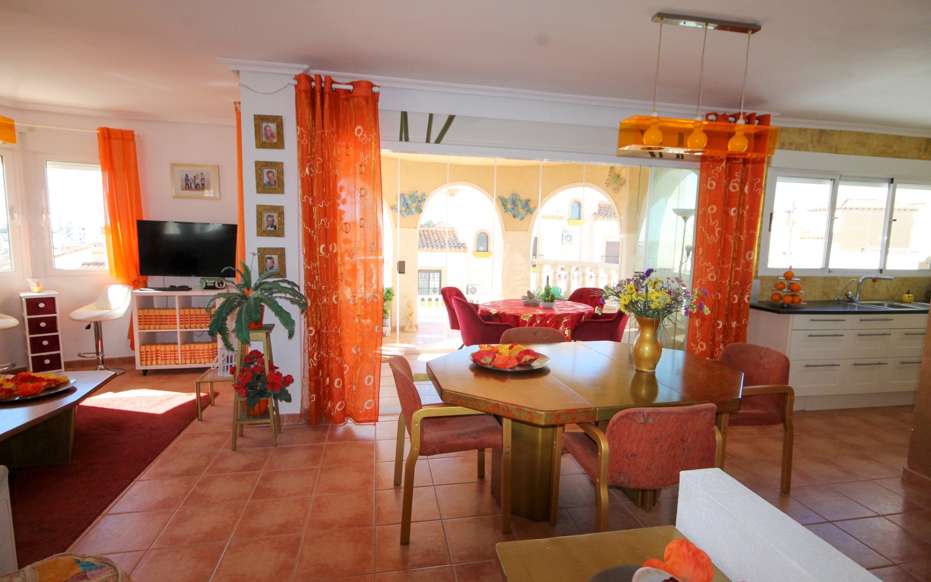 Resale - Villa - Villamartin