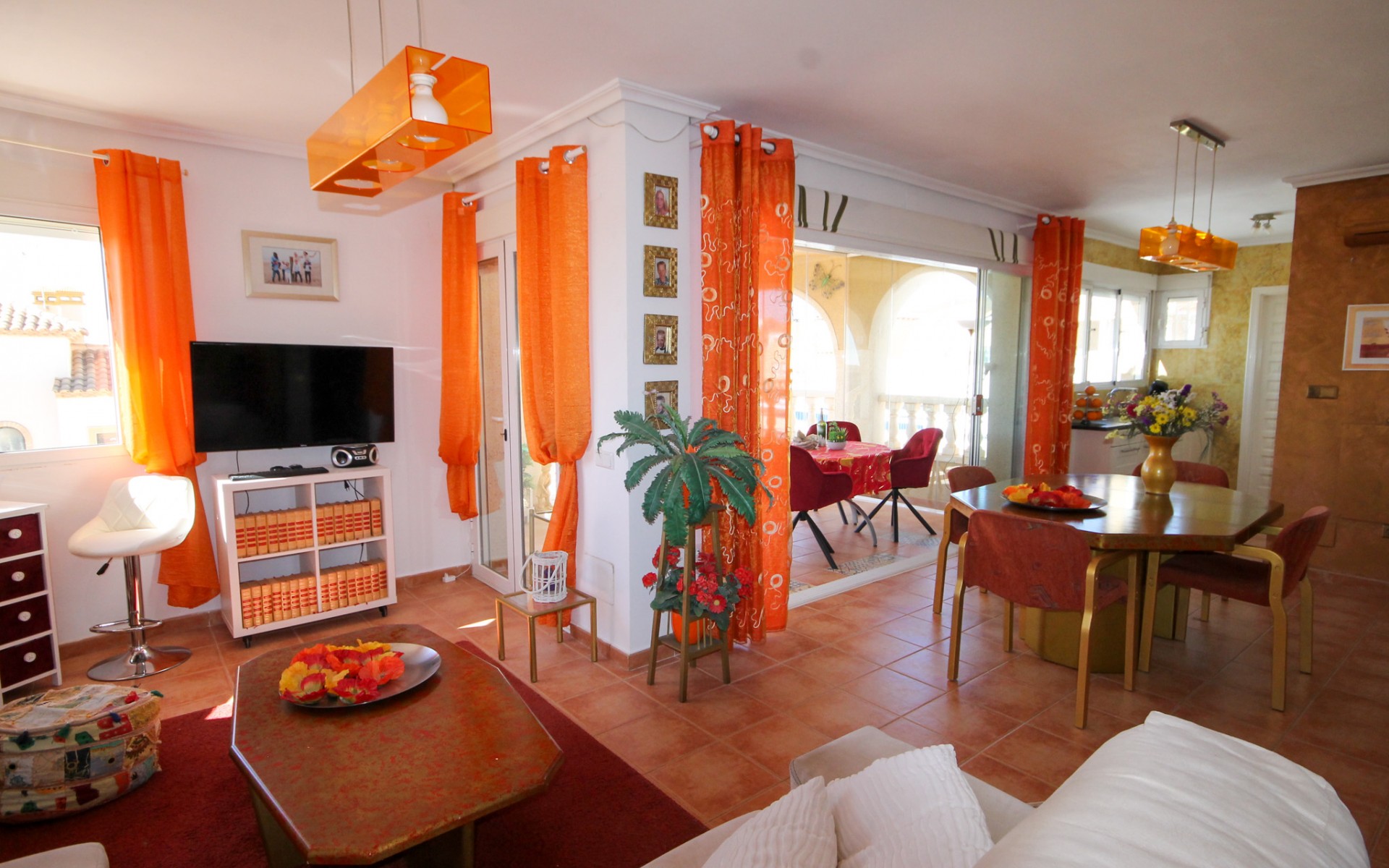 Resale - Villa - Villamartin