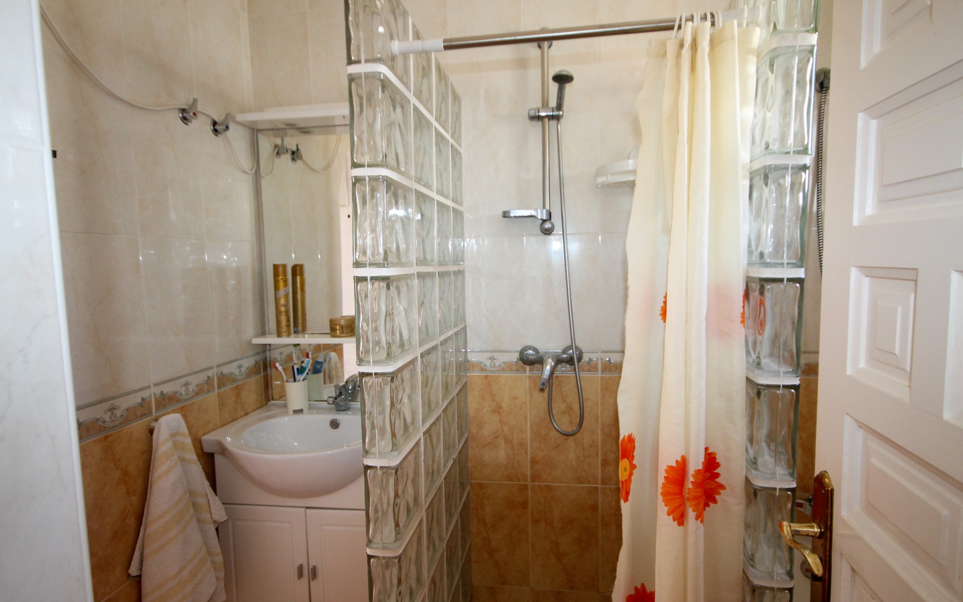 Resale - Villa - Villamartin