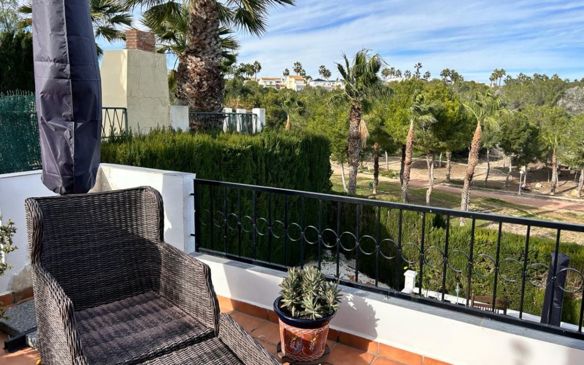 Resale - Villa - Villamartin