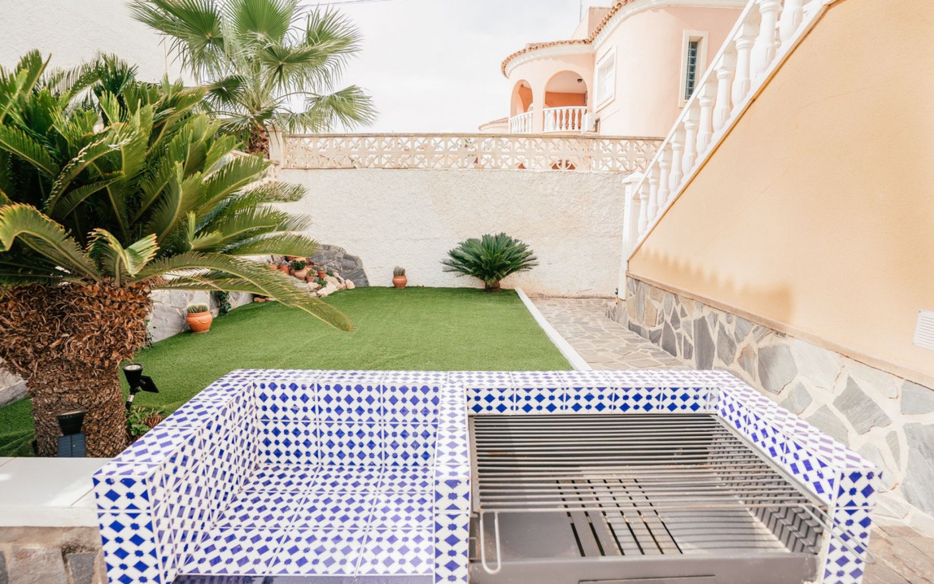 Resale - Villa - Villamartin